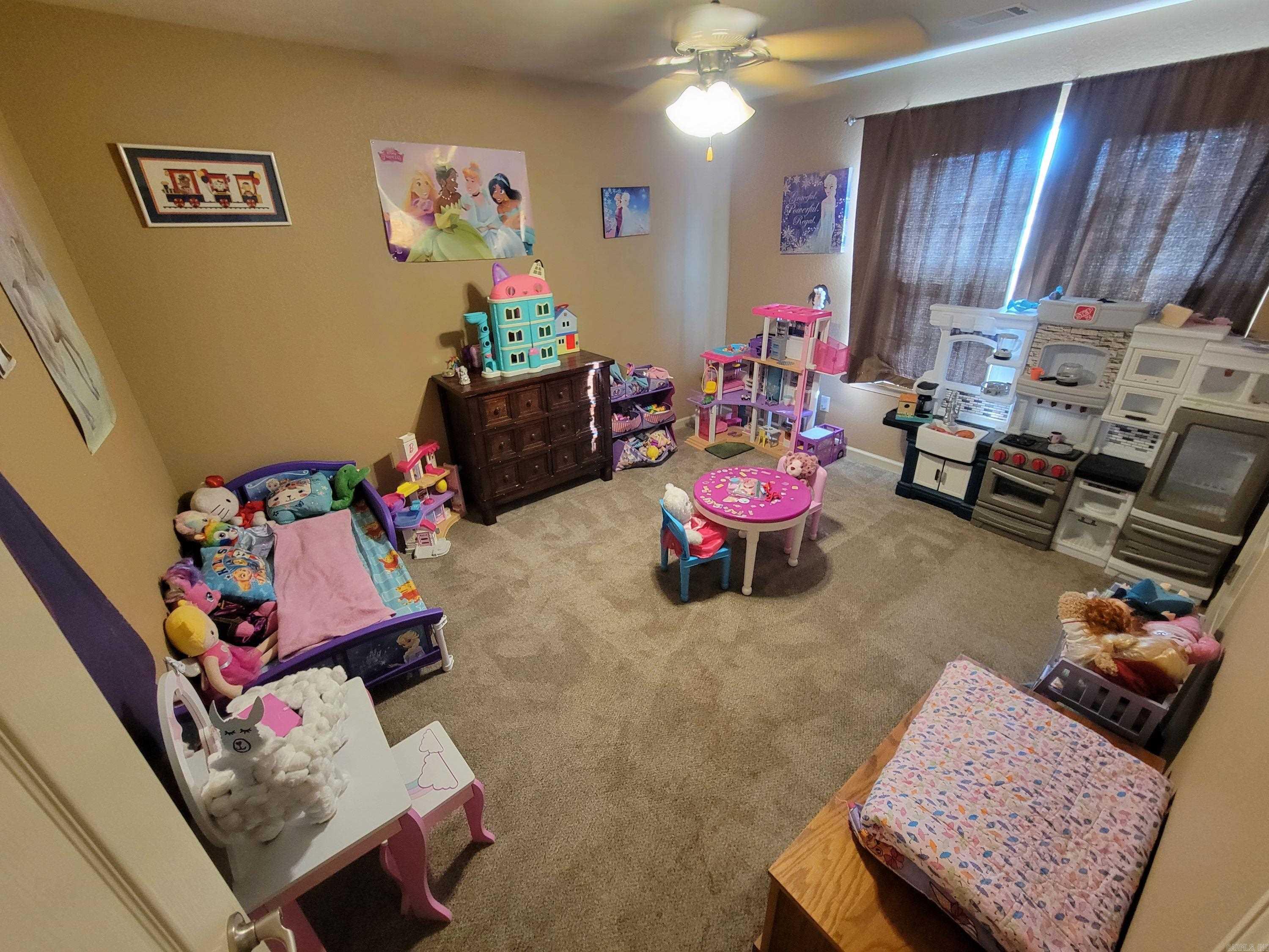 WOODHAVEN - Residential