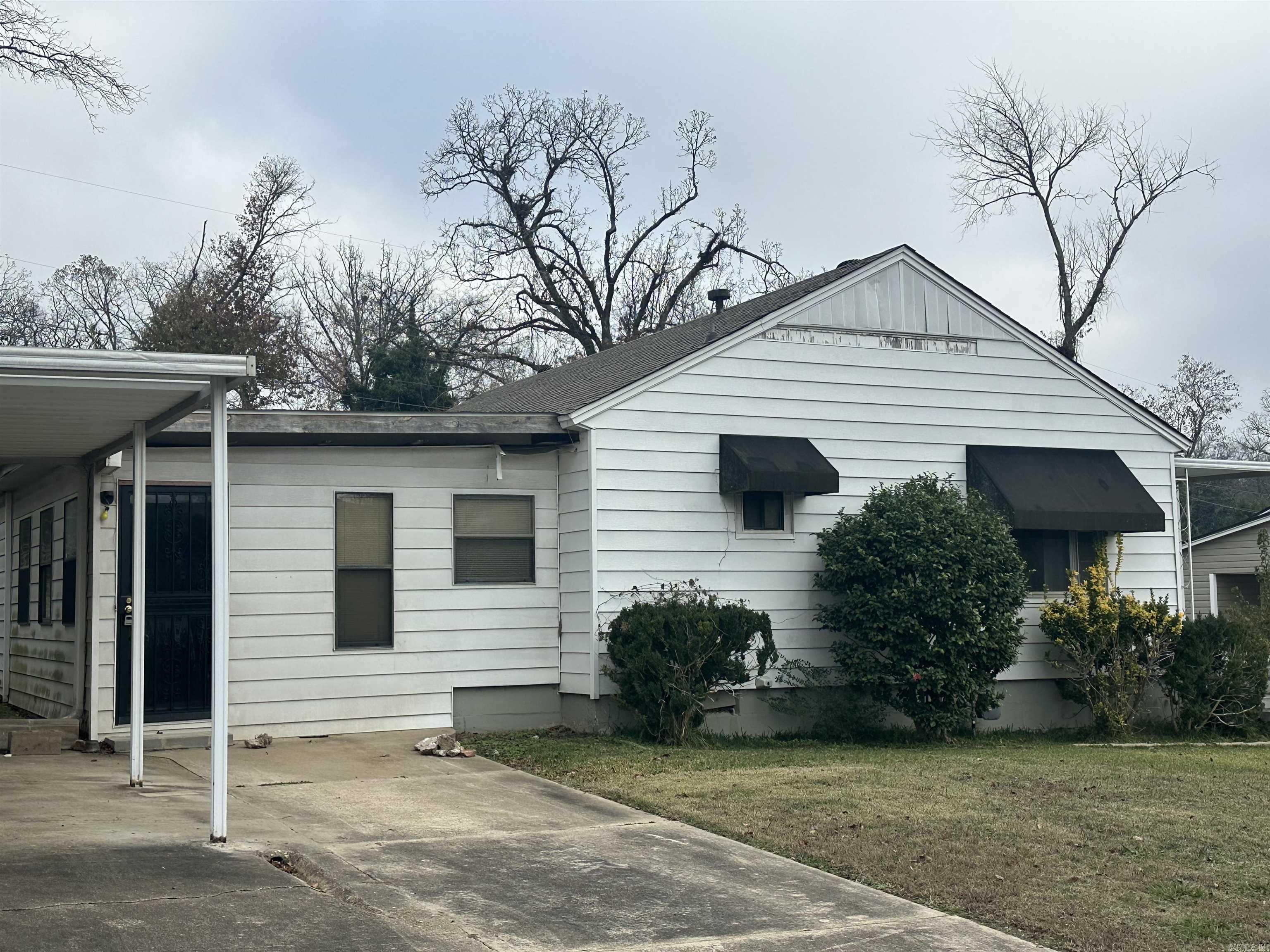 KINGWOOD PLACE - Residential