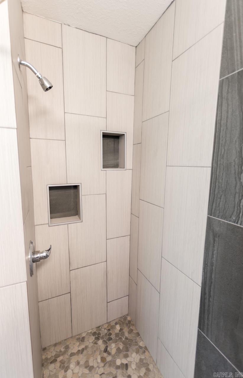 Vine & Washington HPR - Residential Income