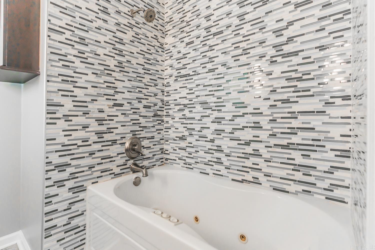 Vine & Washington HPR - Residential Income