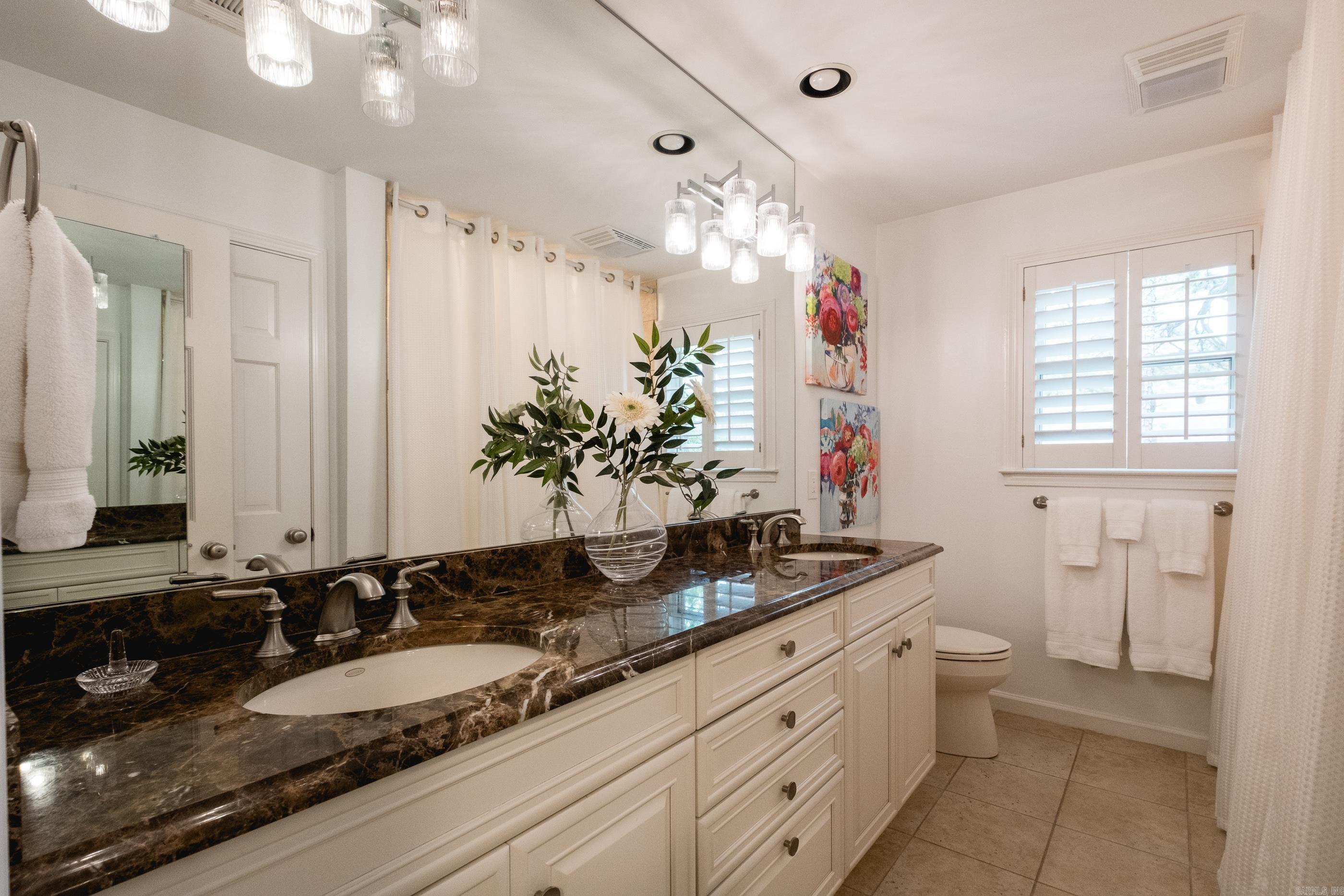 LONGLEA - Residential