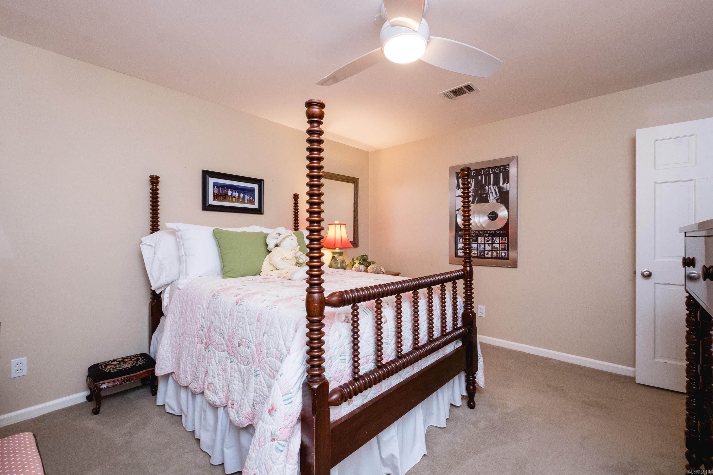 LONGLEA - Residential