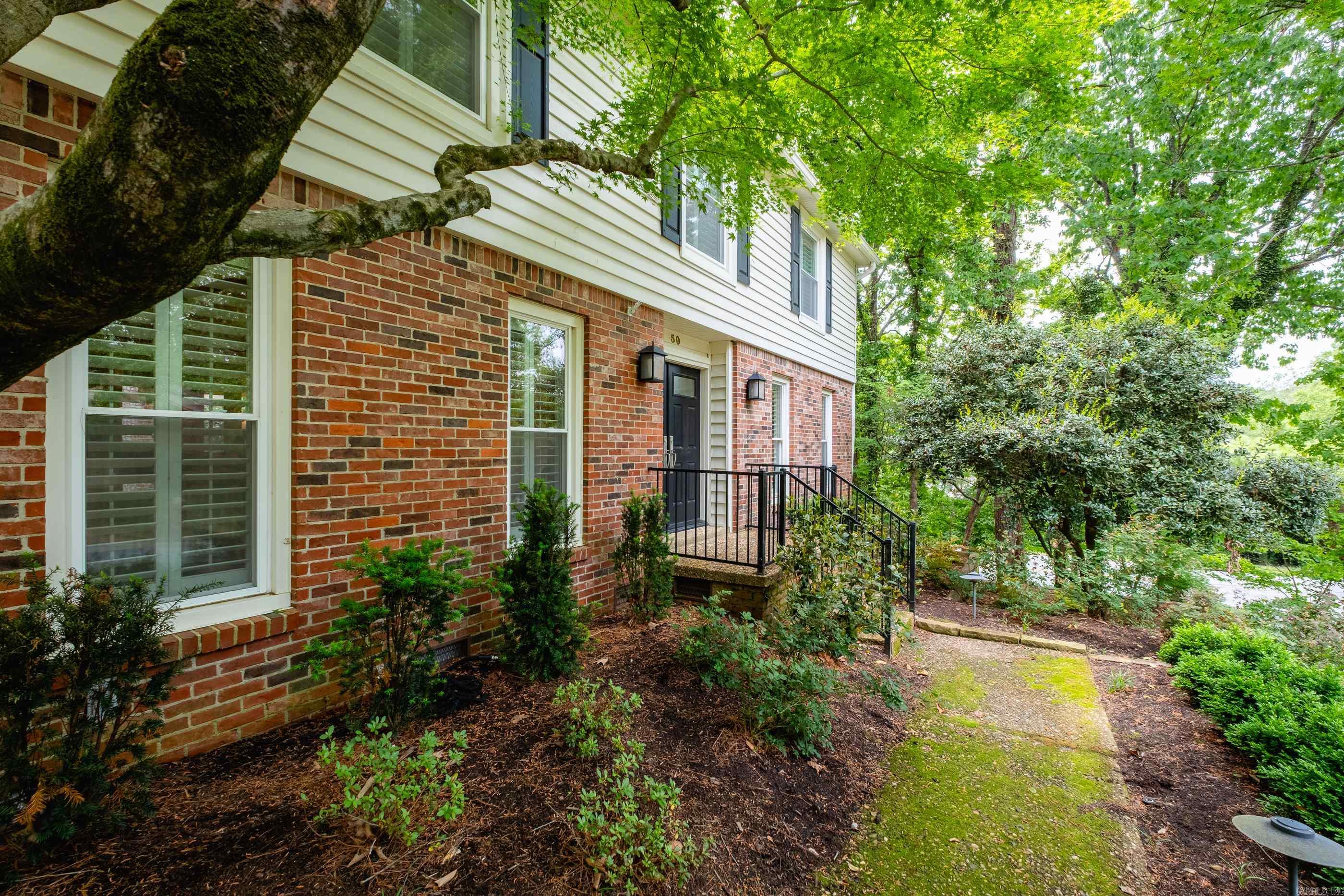 LONGLEA - Residential