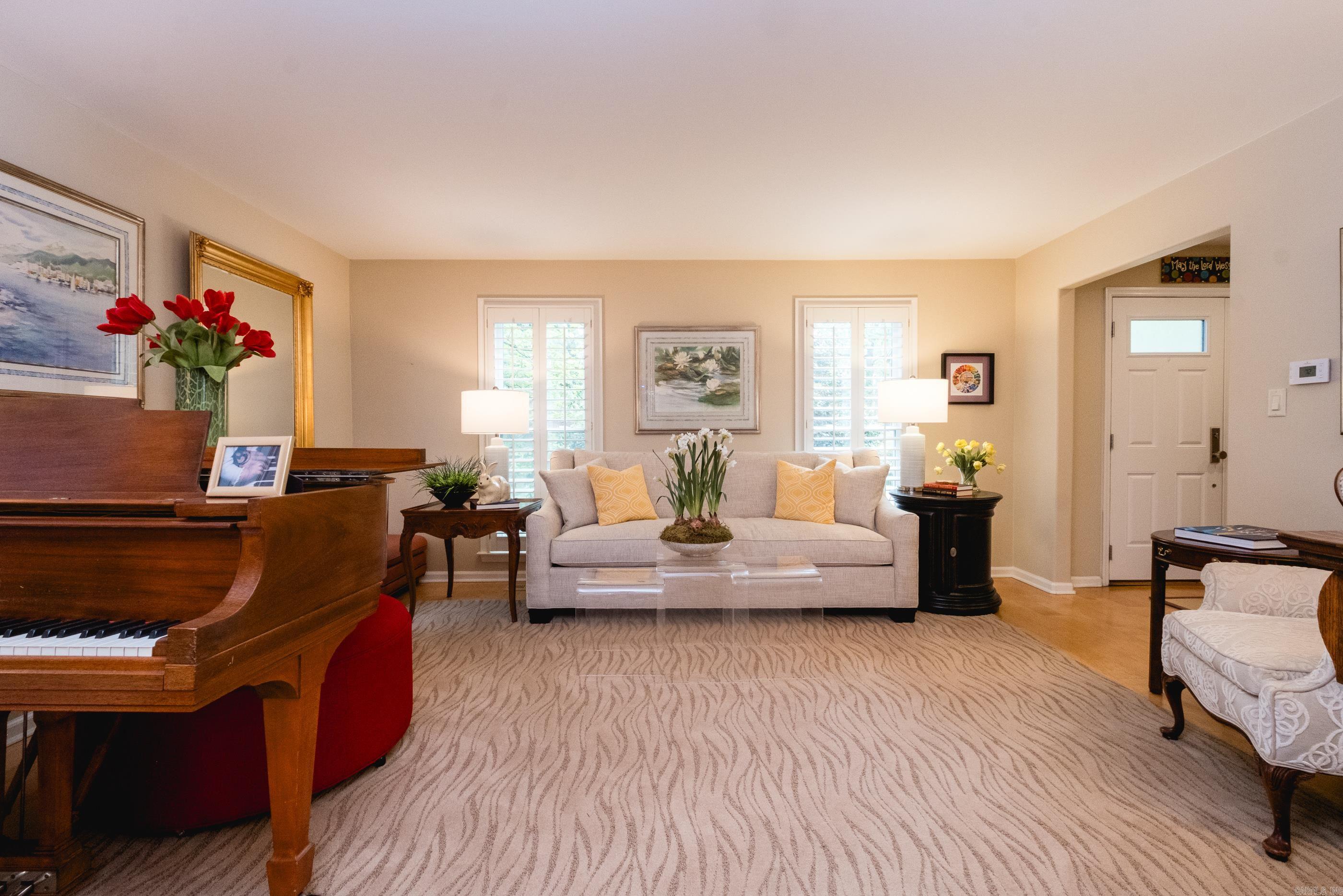 LONGLEA - Residential