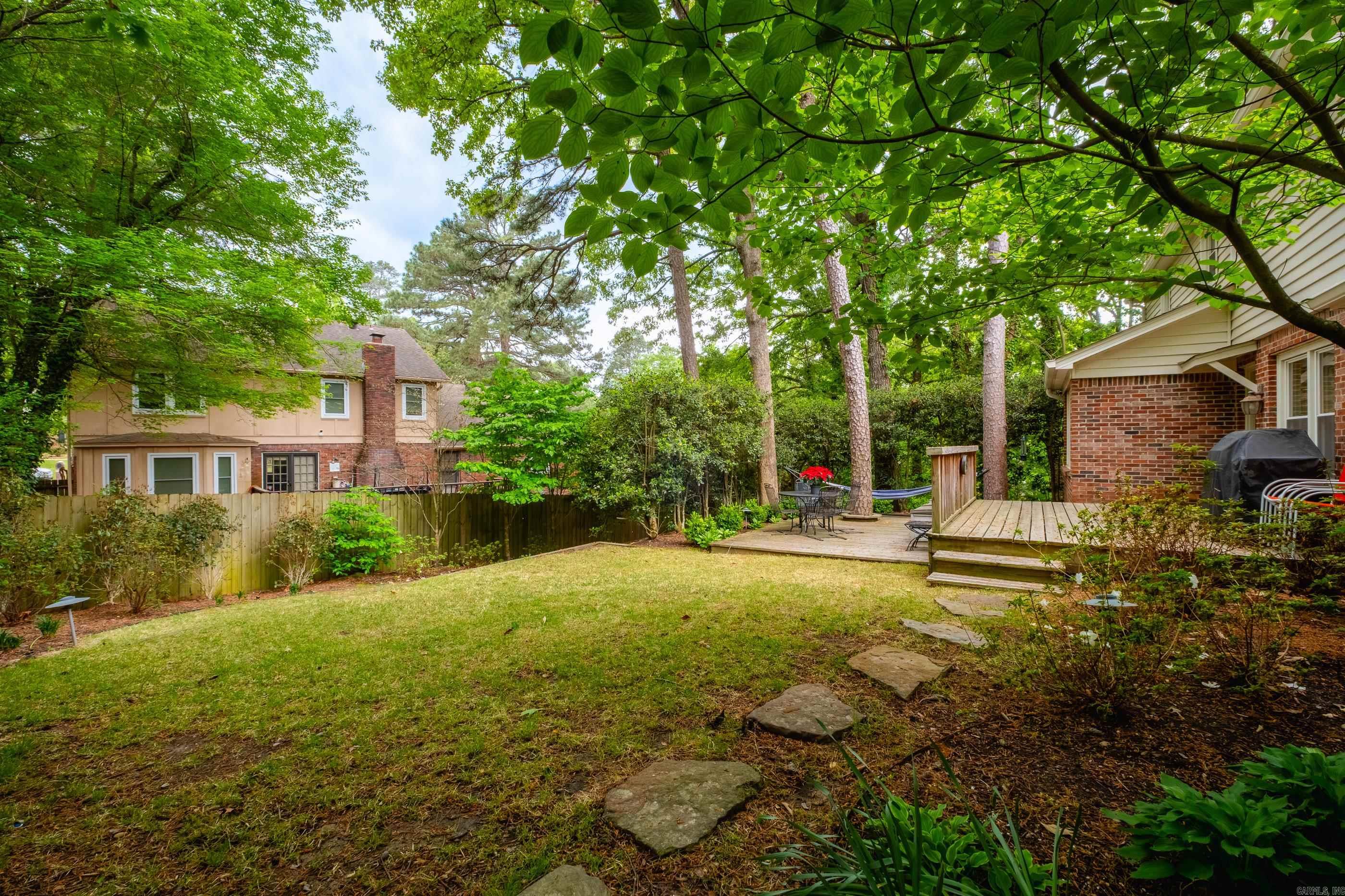 LONGLEA - Residential