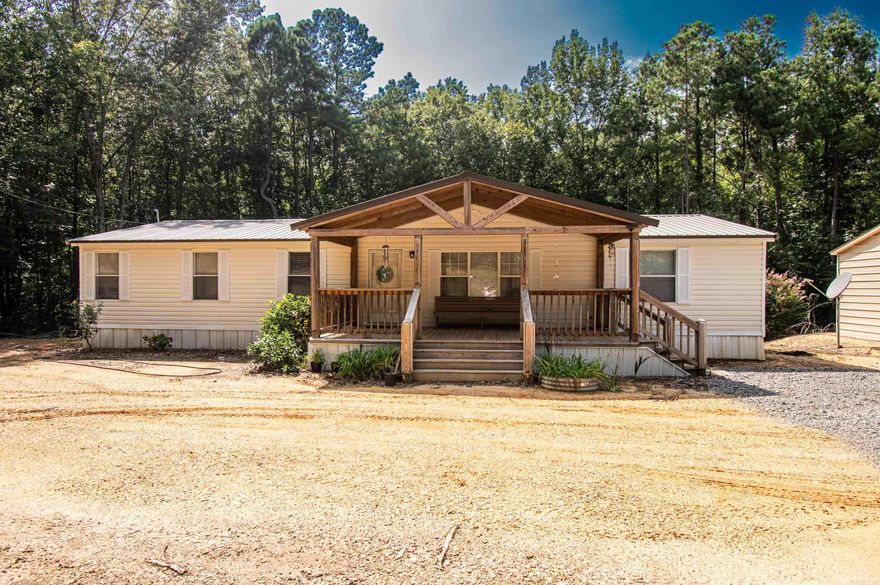 This 3 bed 2 bath mobile home offers a lot of convenience. The location is directly between town and the university with easy access to US HWY 425. The property offers a ton of storage with a shop. The property offers 4 acres for some peace and quiet. Call today to schedule a showing on this property.