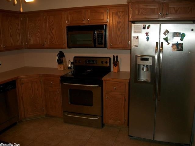 MEADOWLAKE - Residential