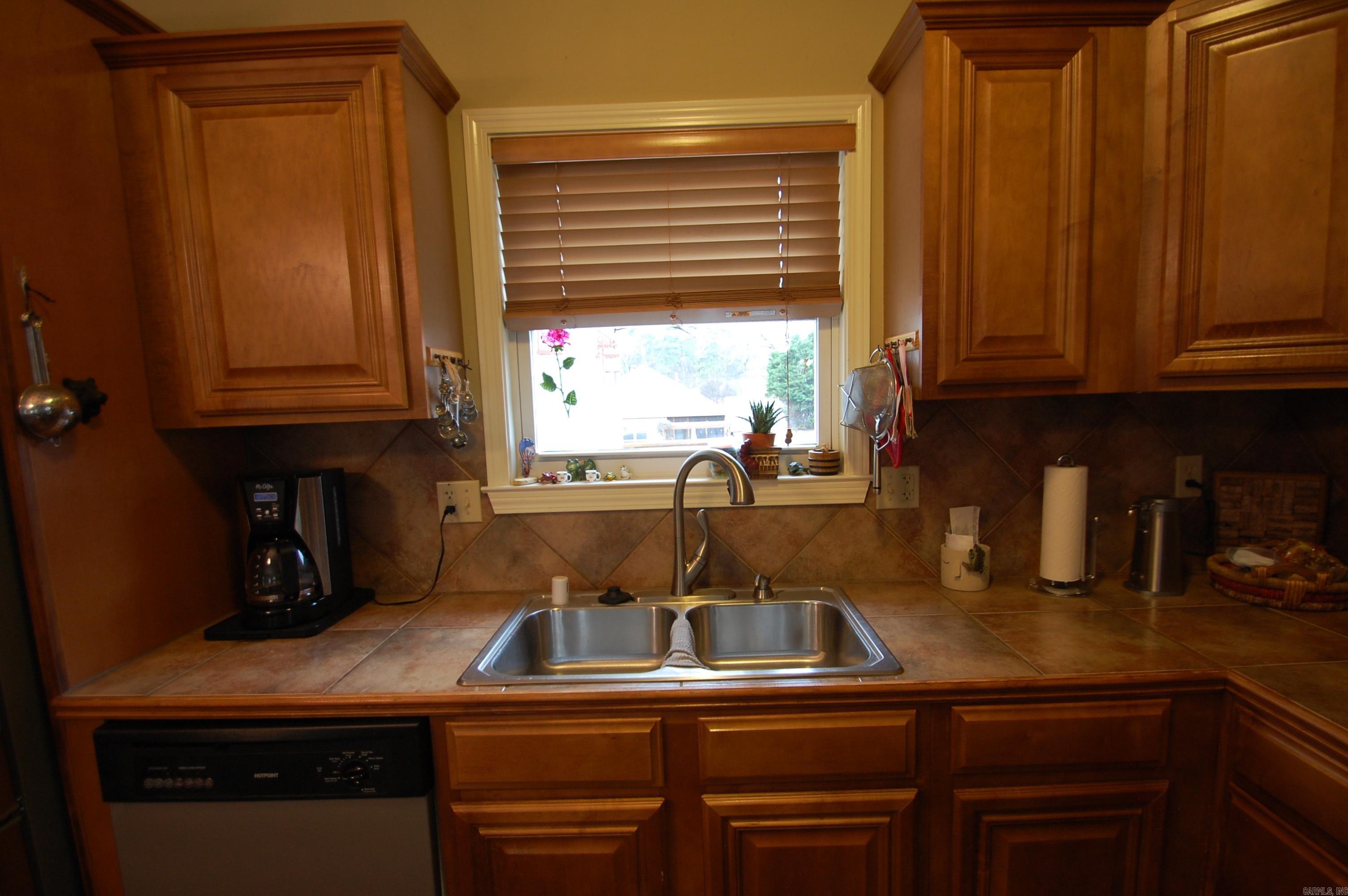 GIBRALTER HGTS - Residential