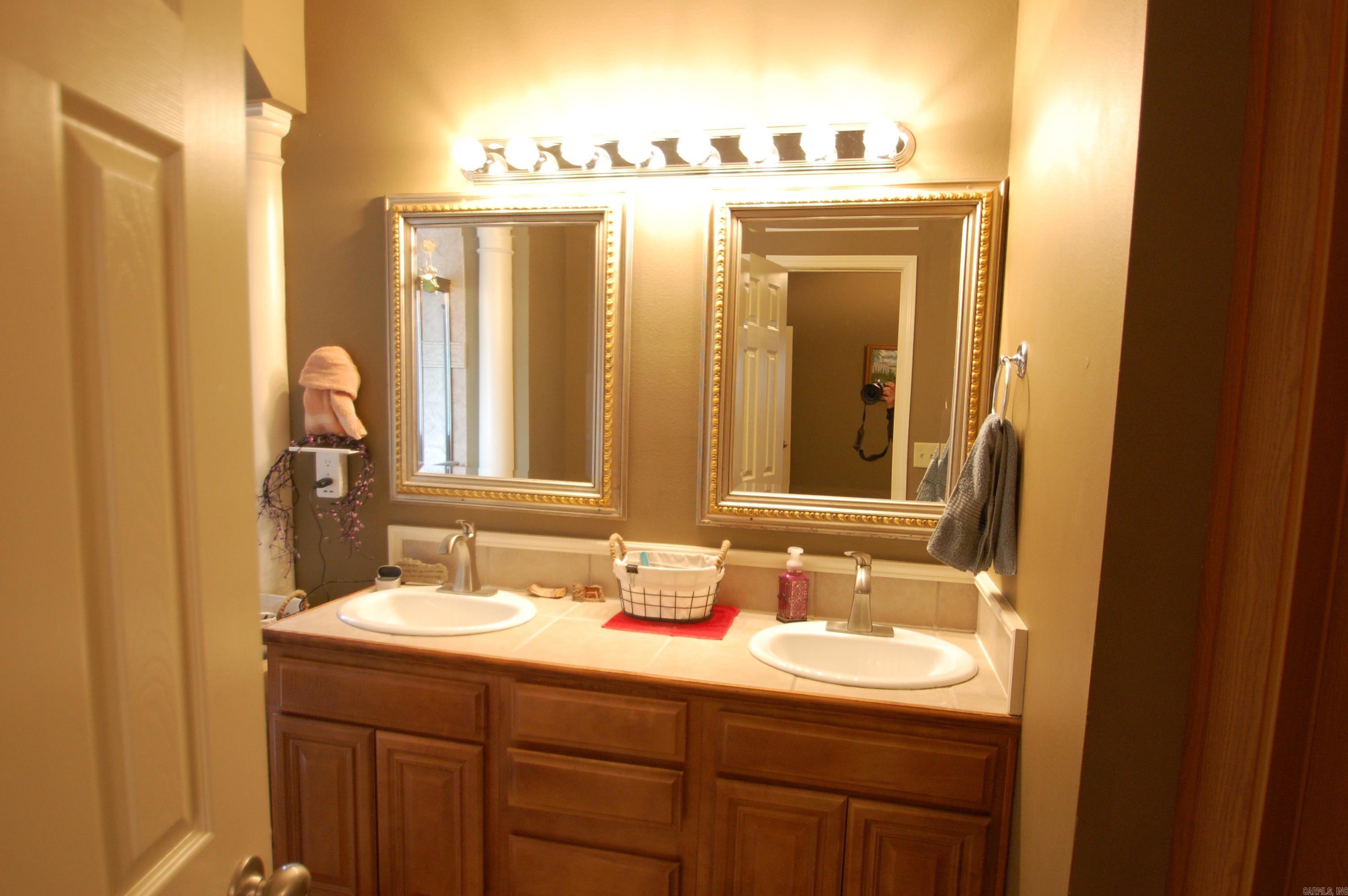 GIBRALTER HGTS - Residential