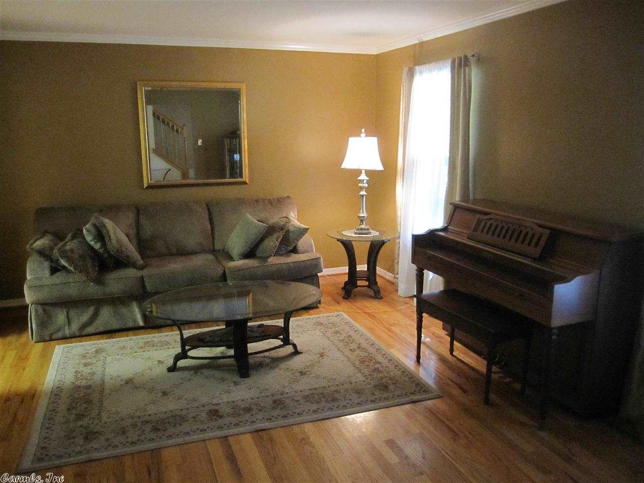 INDIAN HILLS - Residential