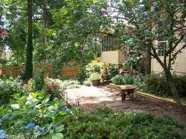 INDIAN HILLS - Residential