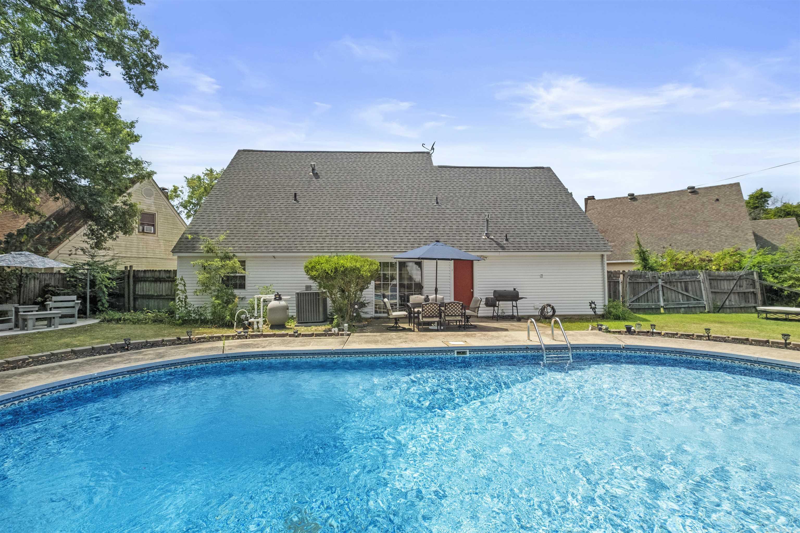 East Hickman & Mcconnell - Residential