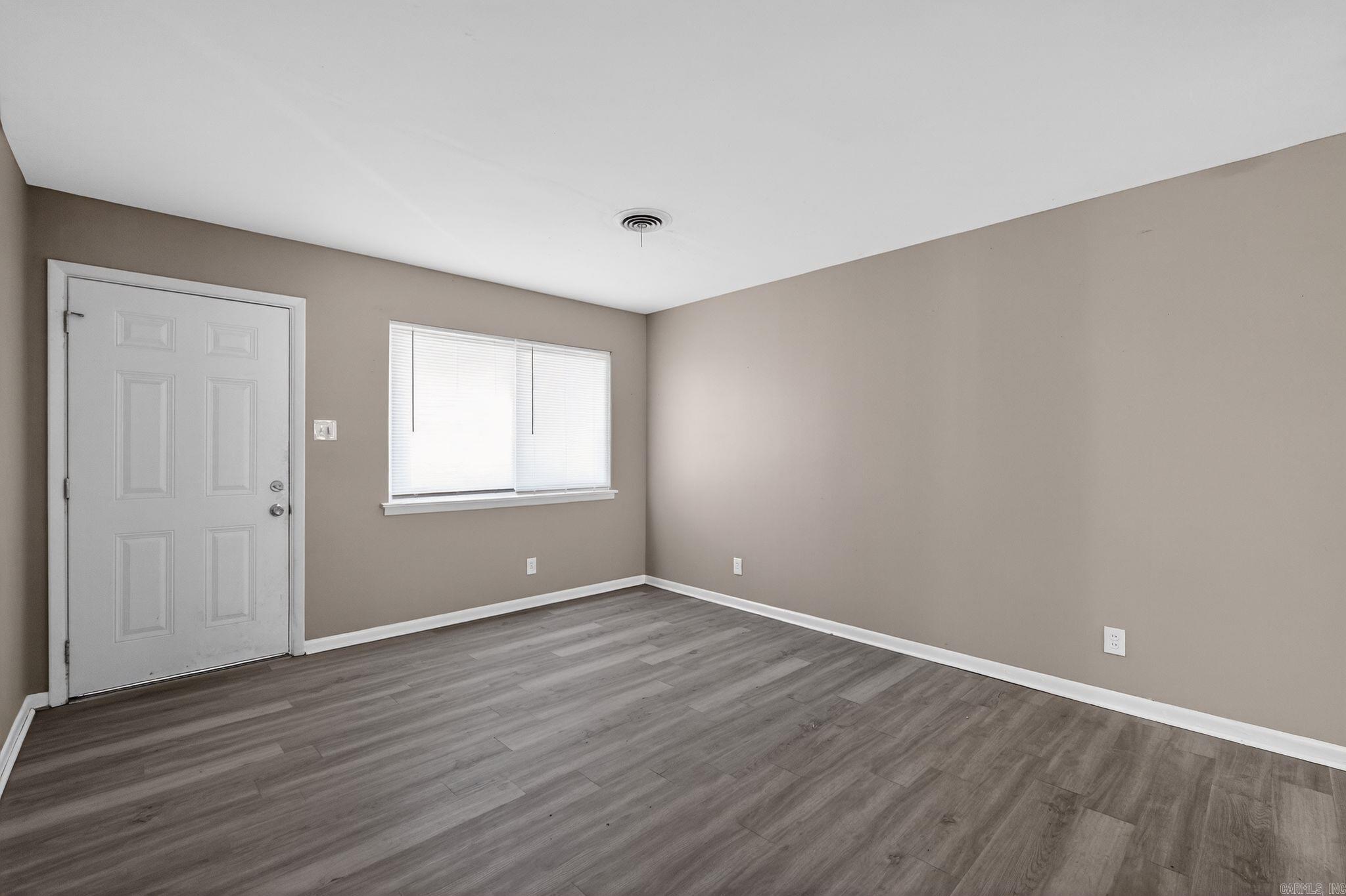 MOORES GLENDALE - Residential