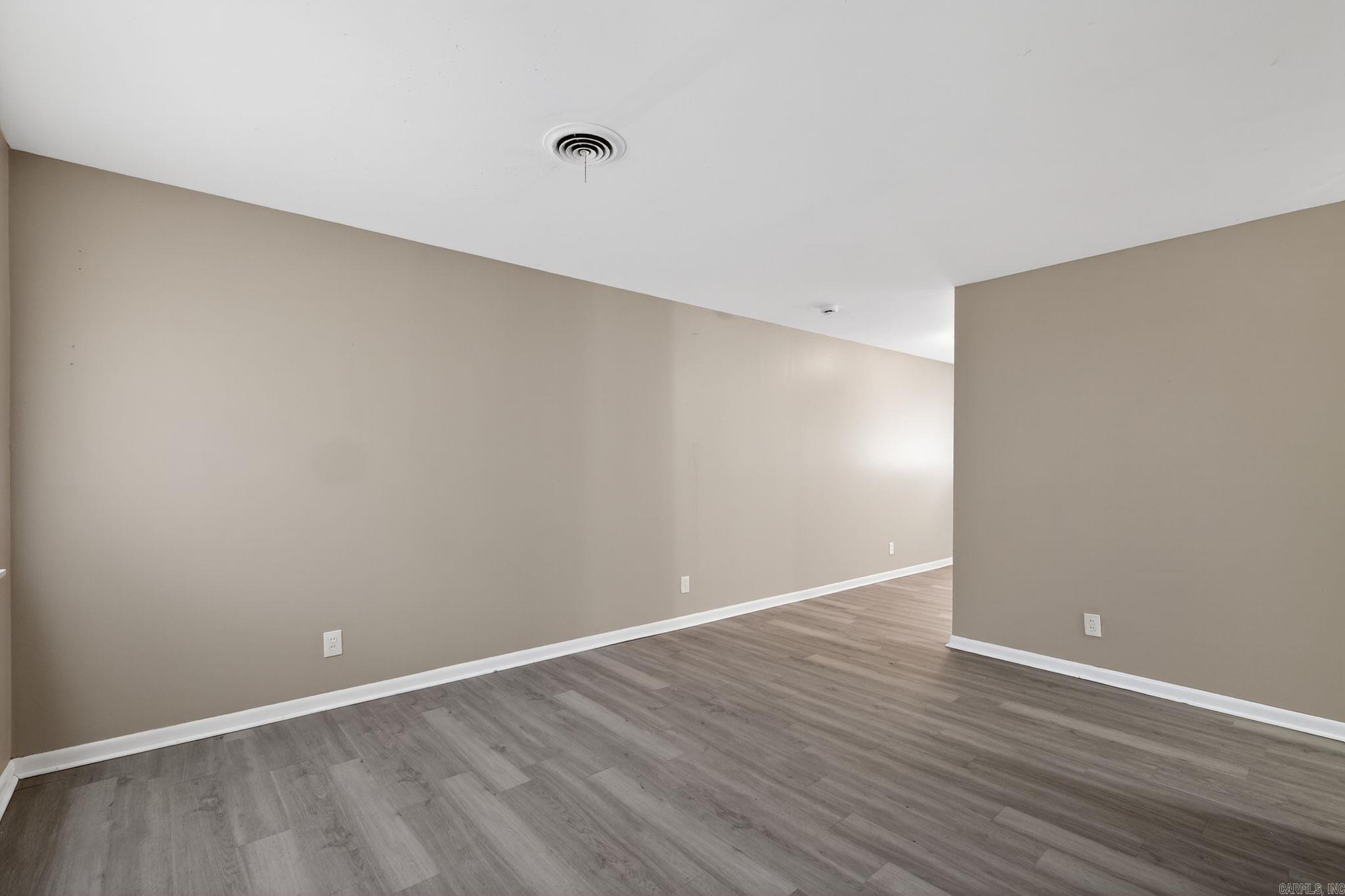 MOORES GLENDALE - Residential