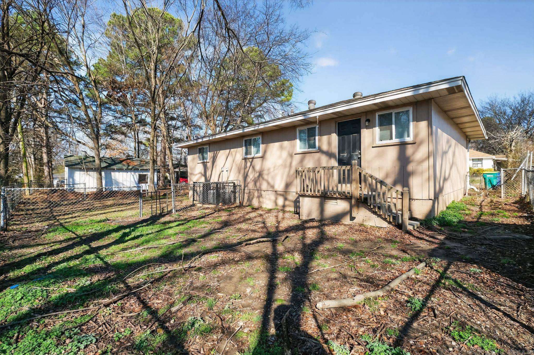 MOORES GLENDALE - Residential