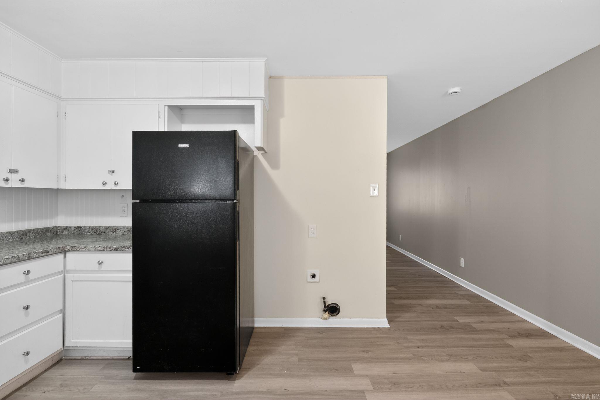 MOORES GLENDALE - Residential