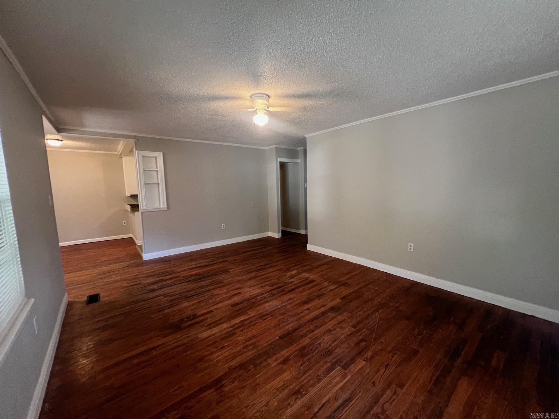 FOREST HILLS - Residential