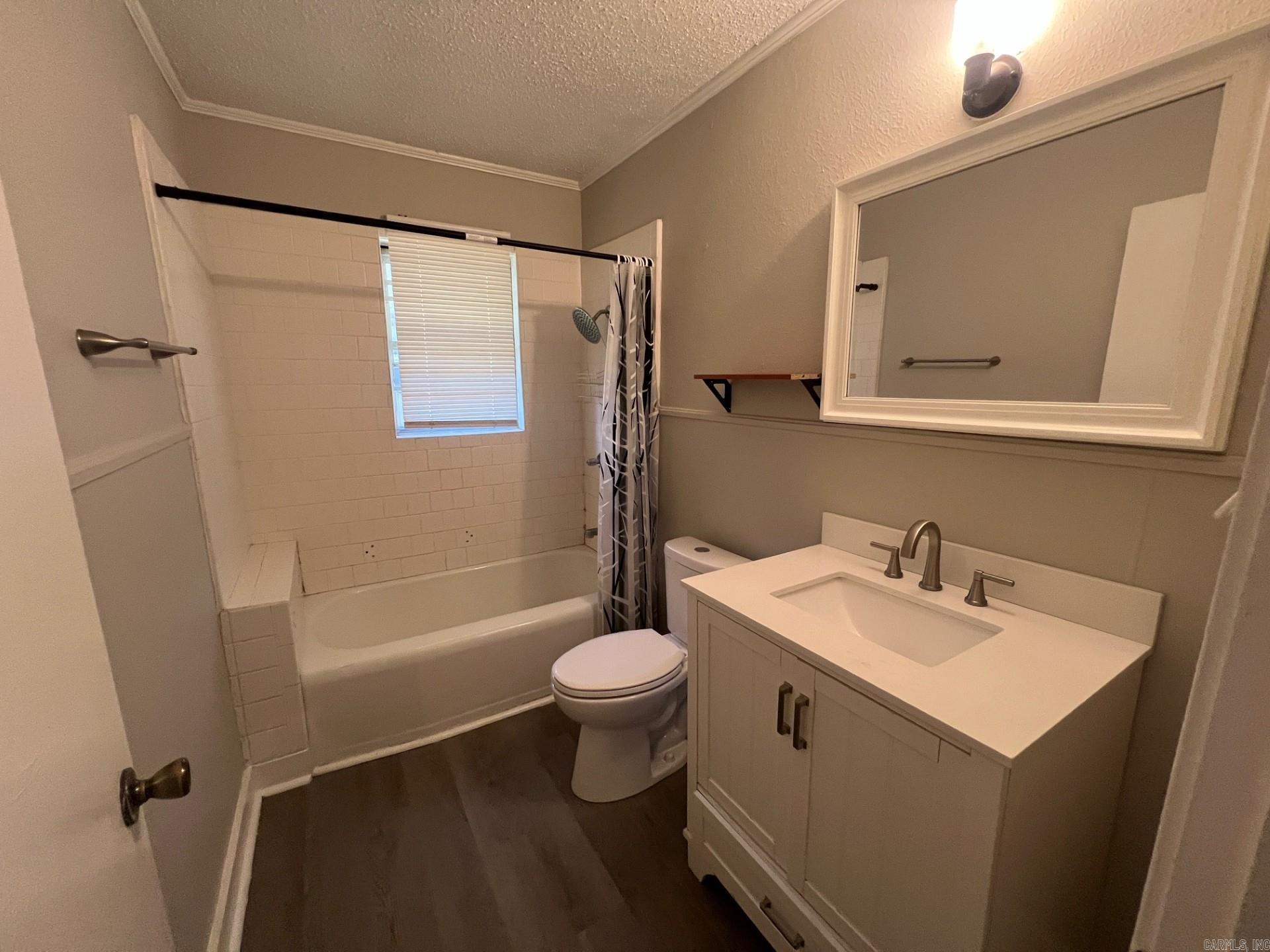 FOREST HILLS - Residential