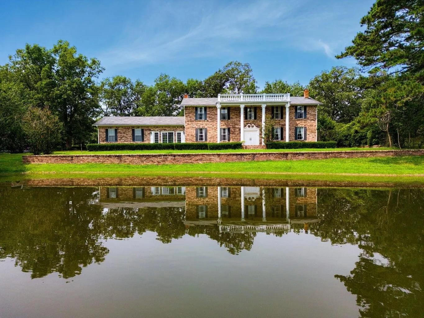 Mount Ida - Residential