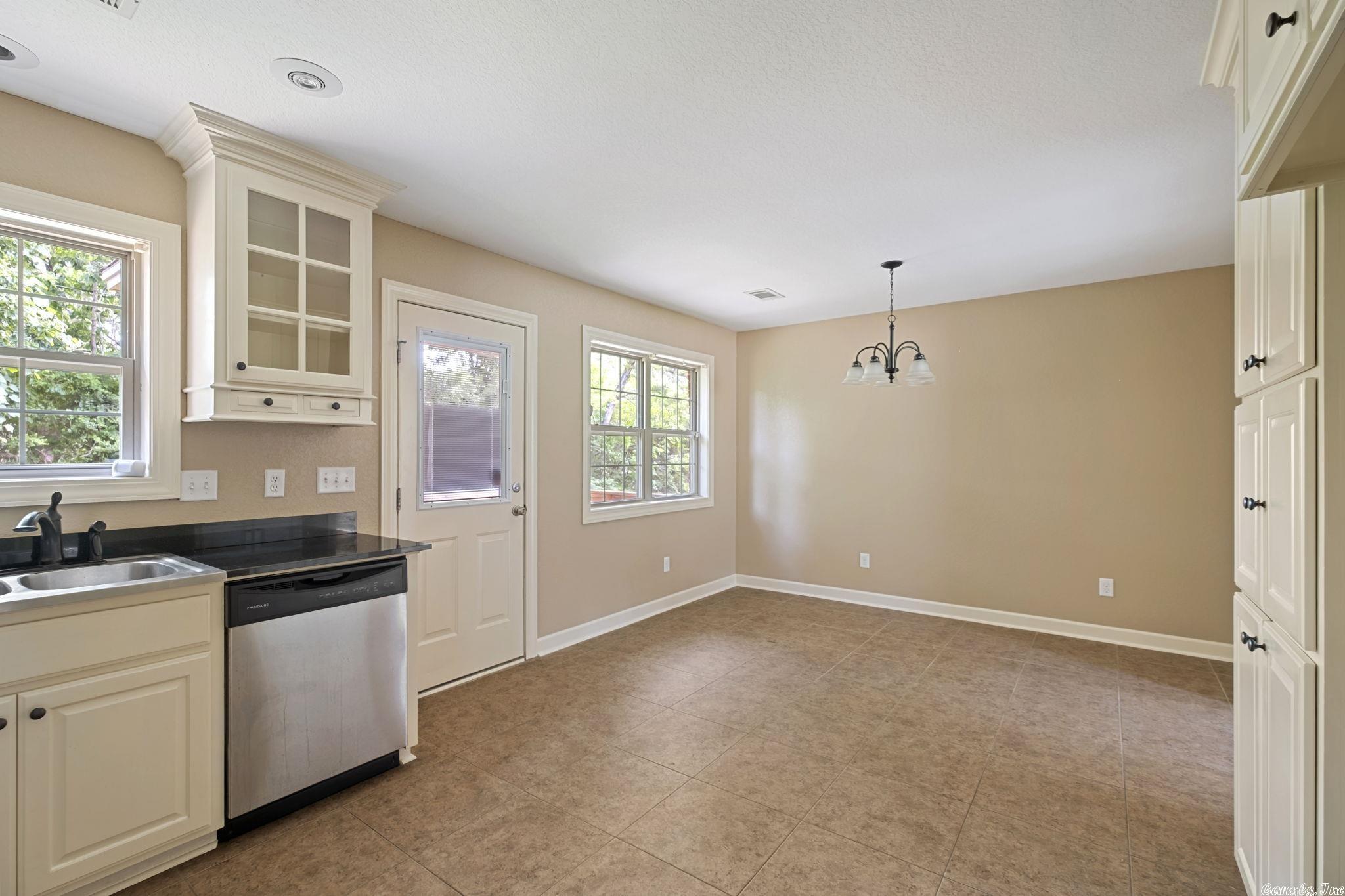 RIDGEWOOD S/D - Residential