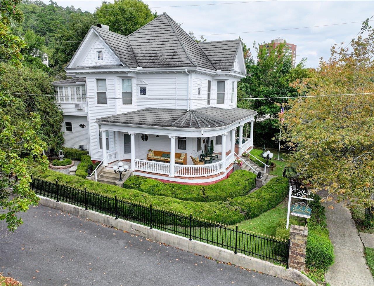 HSR BLK - Residential