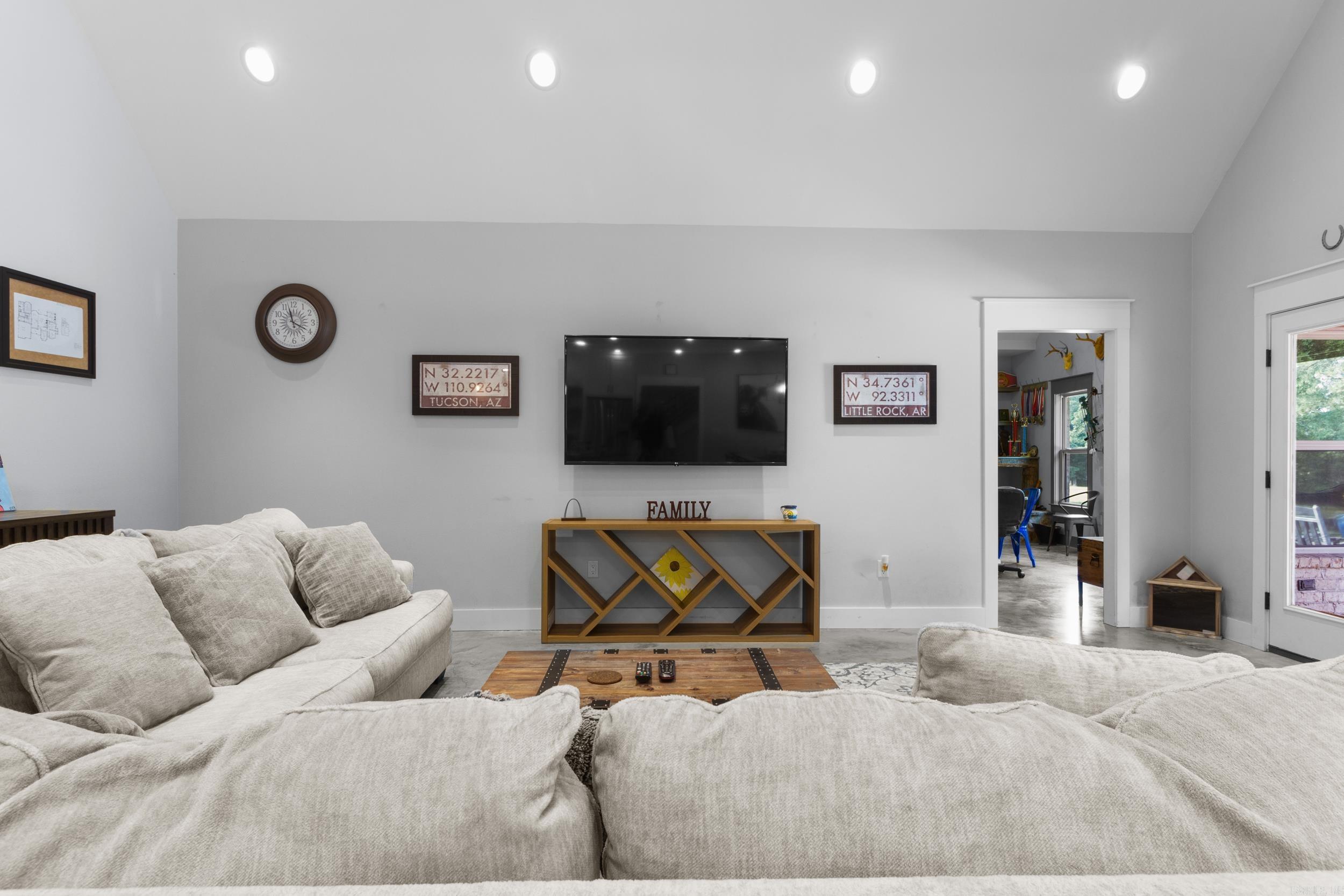 LAKEWOOD HEIGHTS S/D - Residential