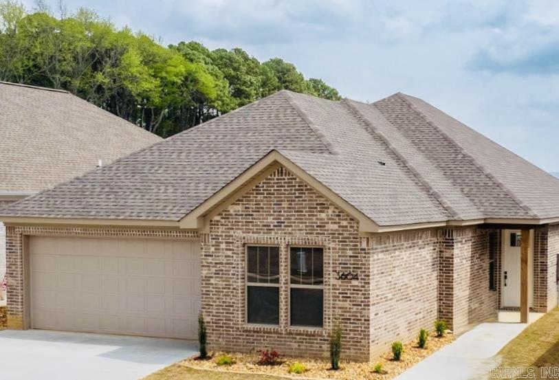 HUNTER CROSSING - Residential