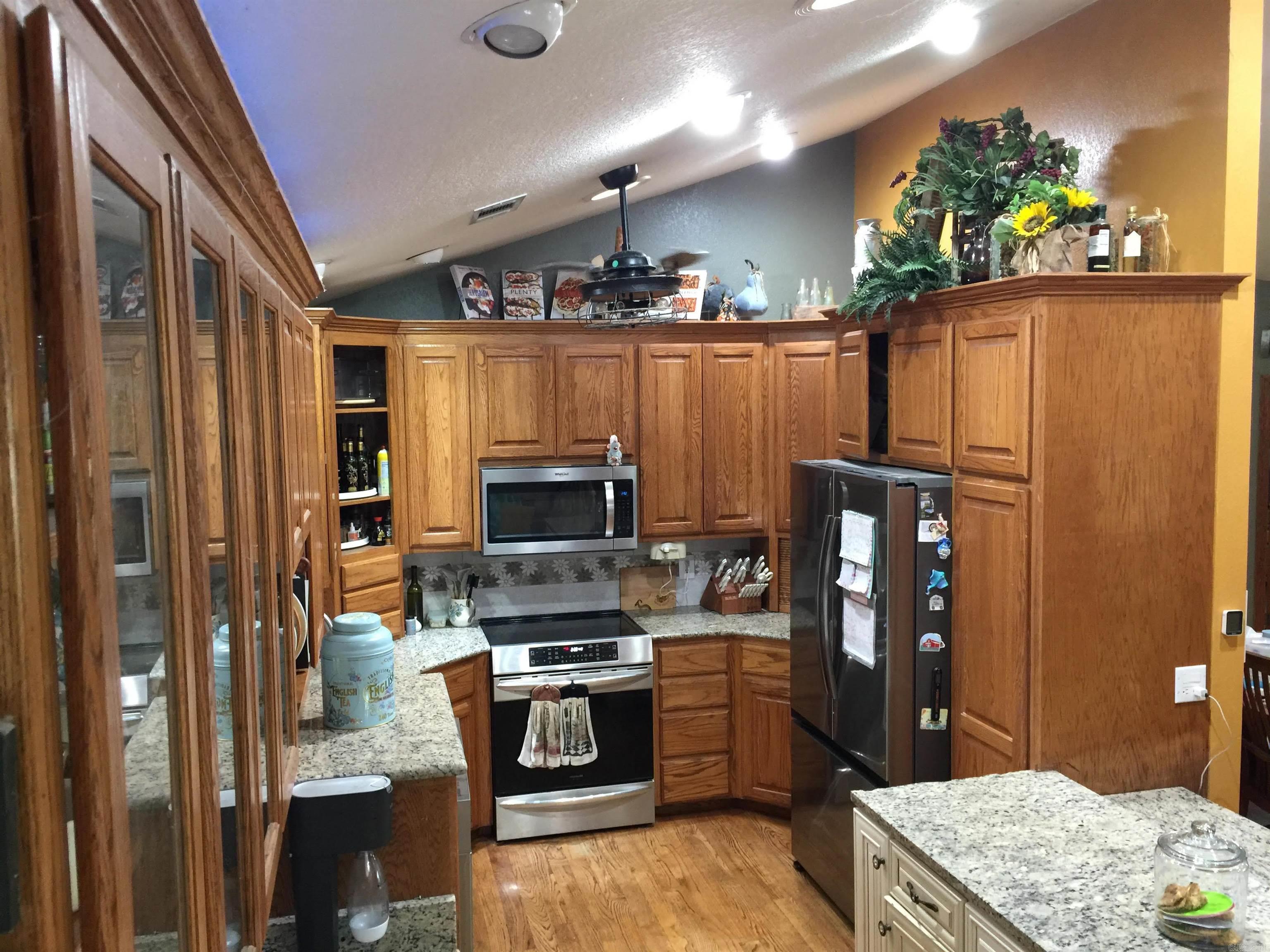 Lakeside - Residential