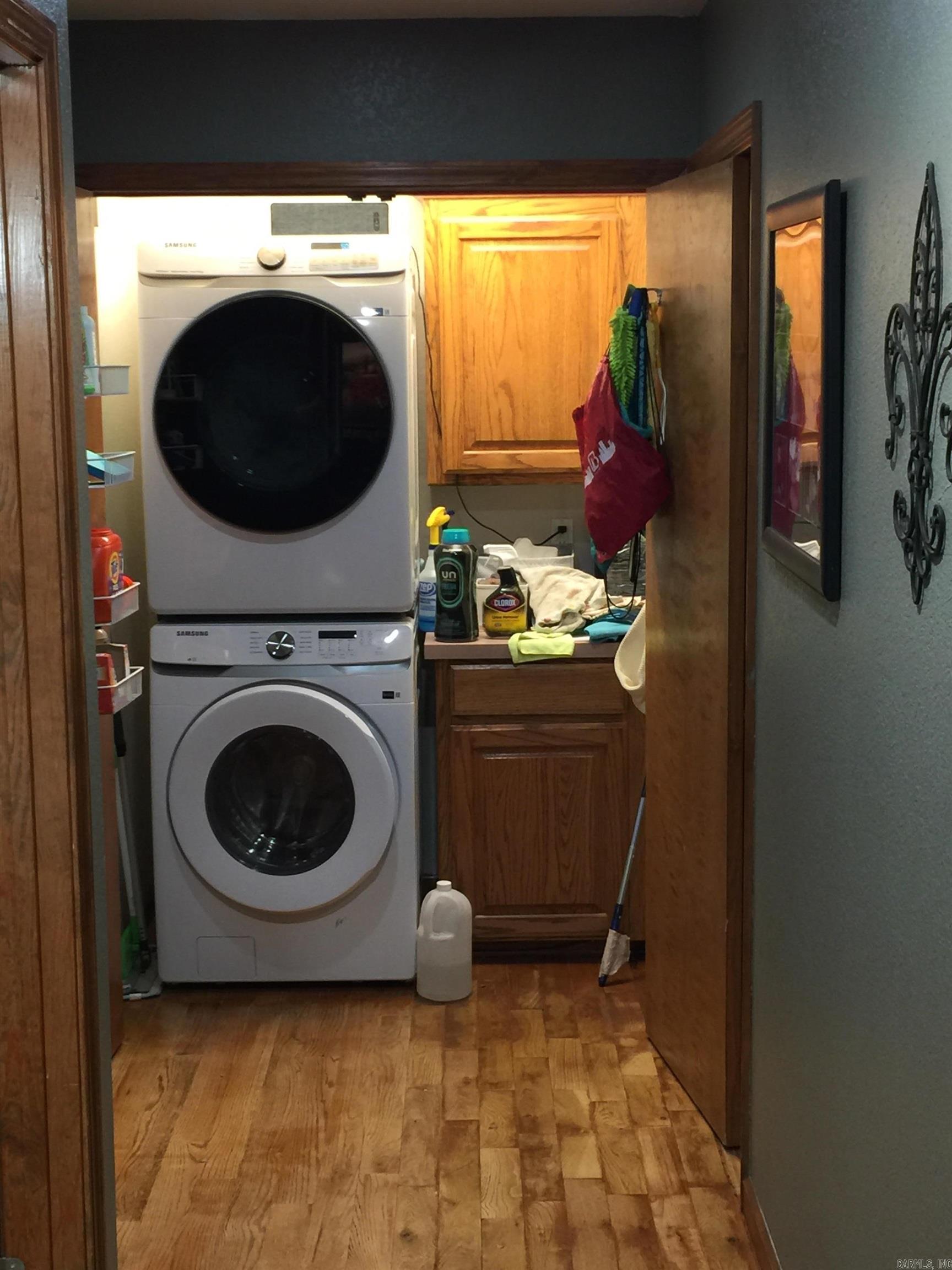 Lakeside - Residential