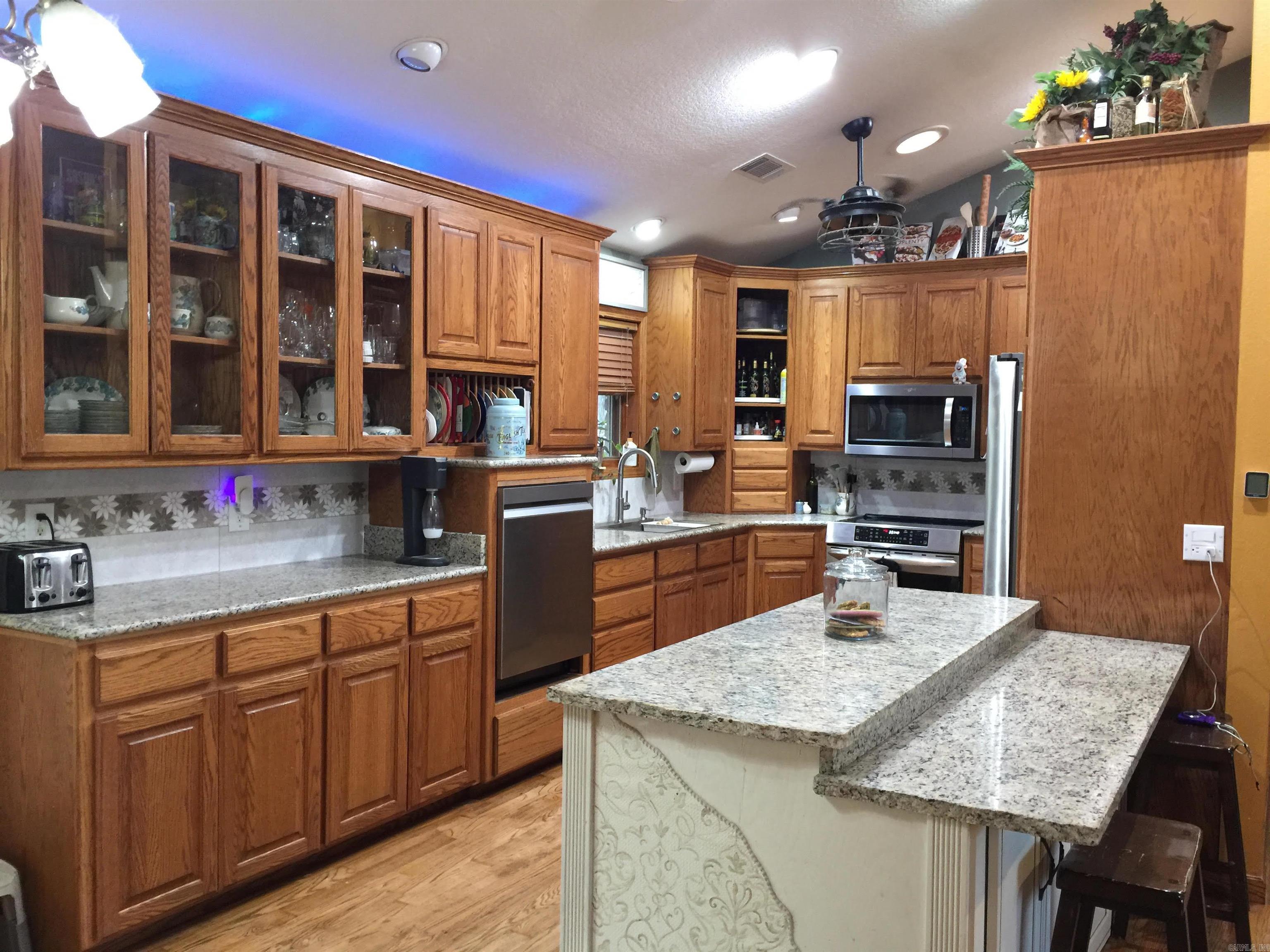 Lakeside - Residential