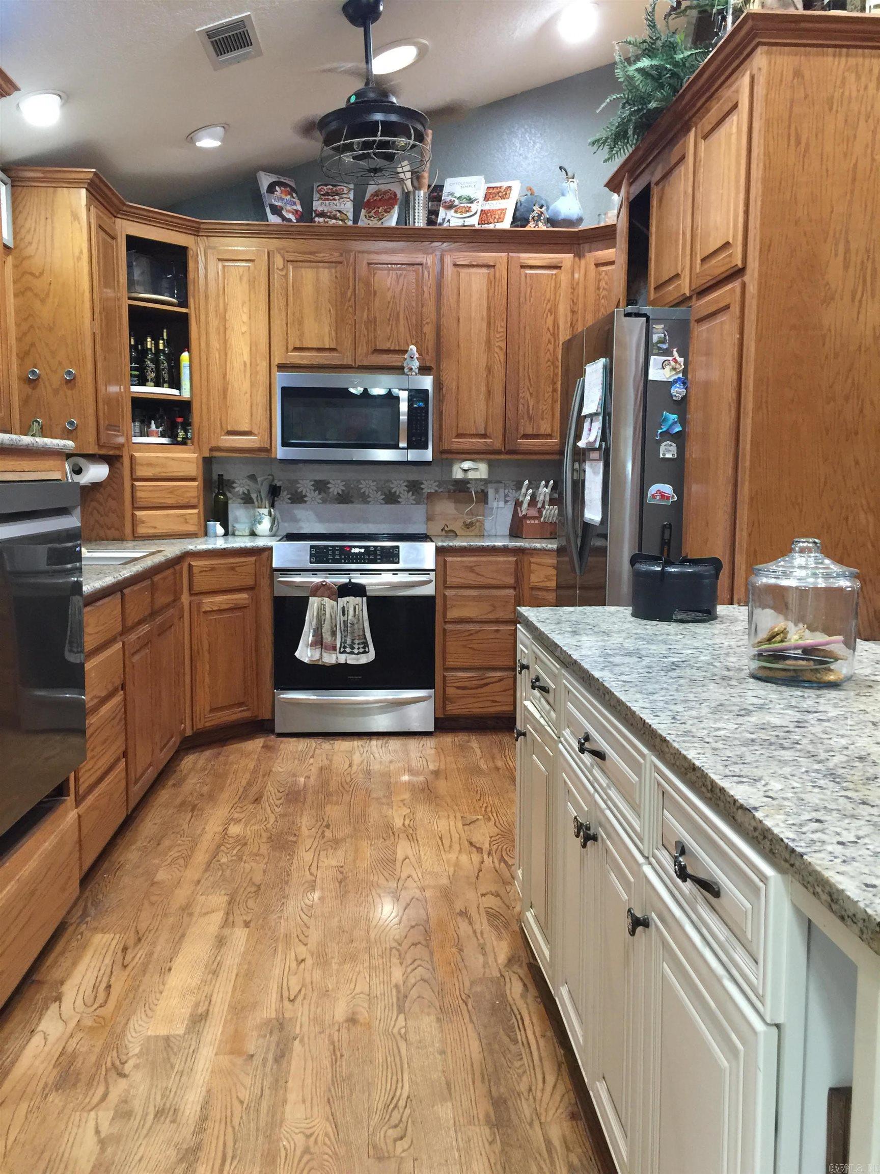 Lakeside - Residential