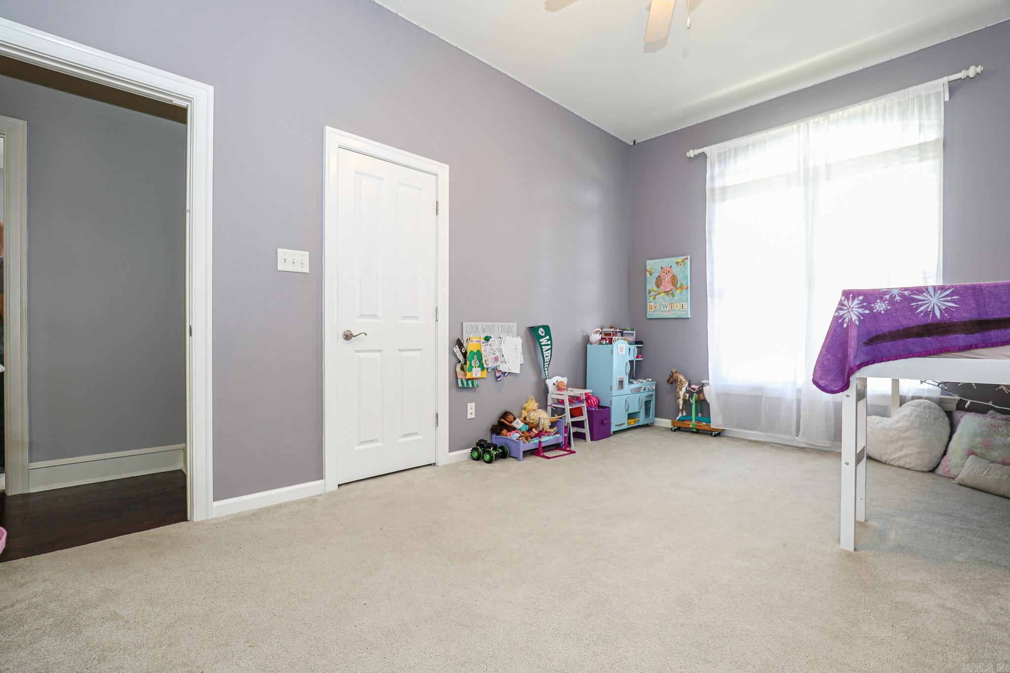 HURRICANE LAKE EST - Residential