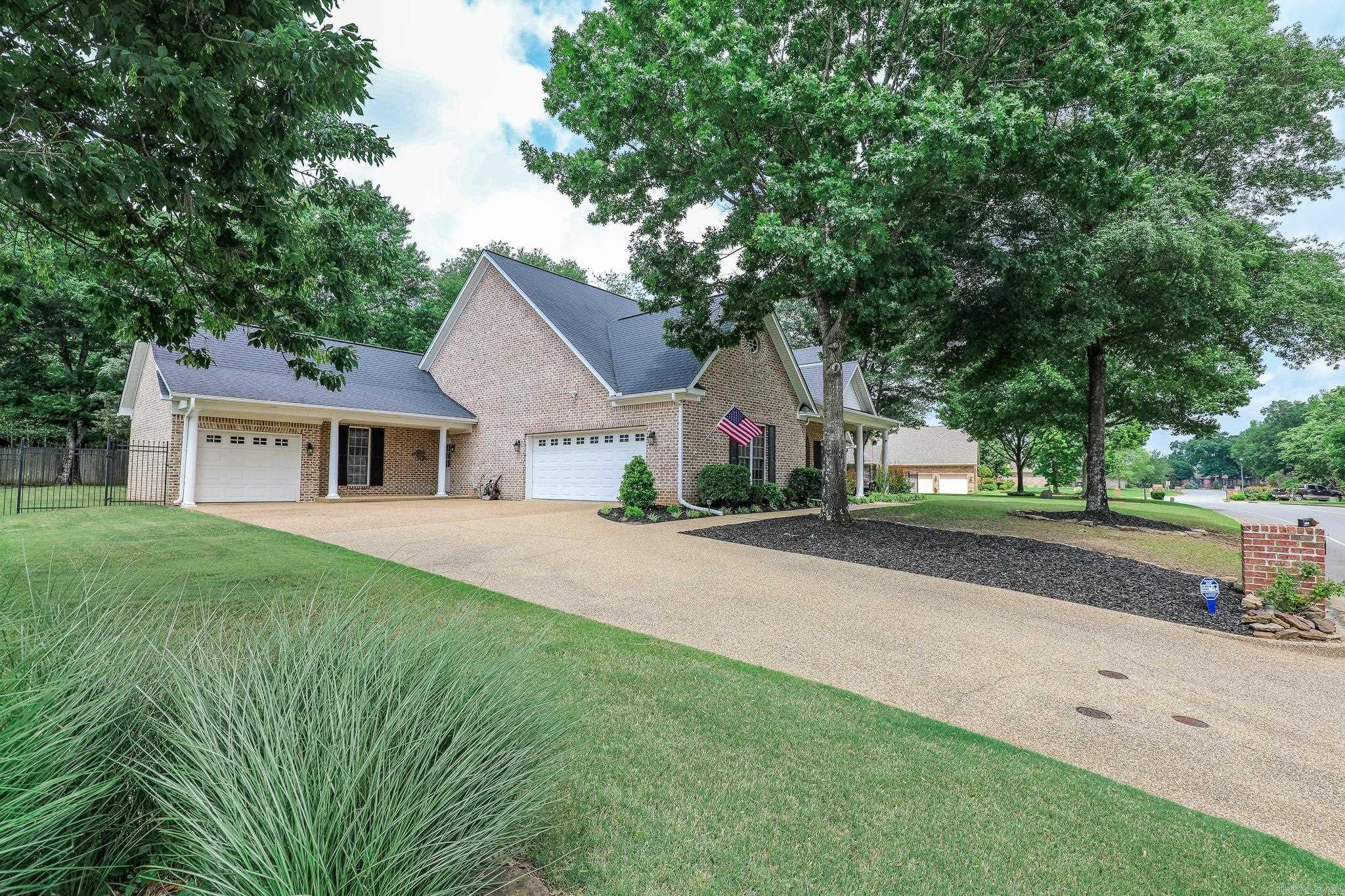 HURRICANE LAKE EST - Residential