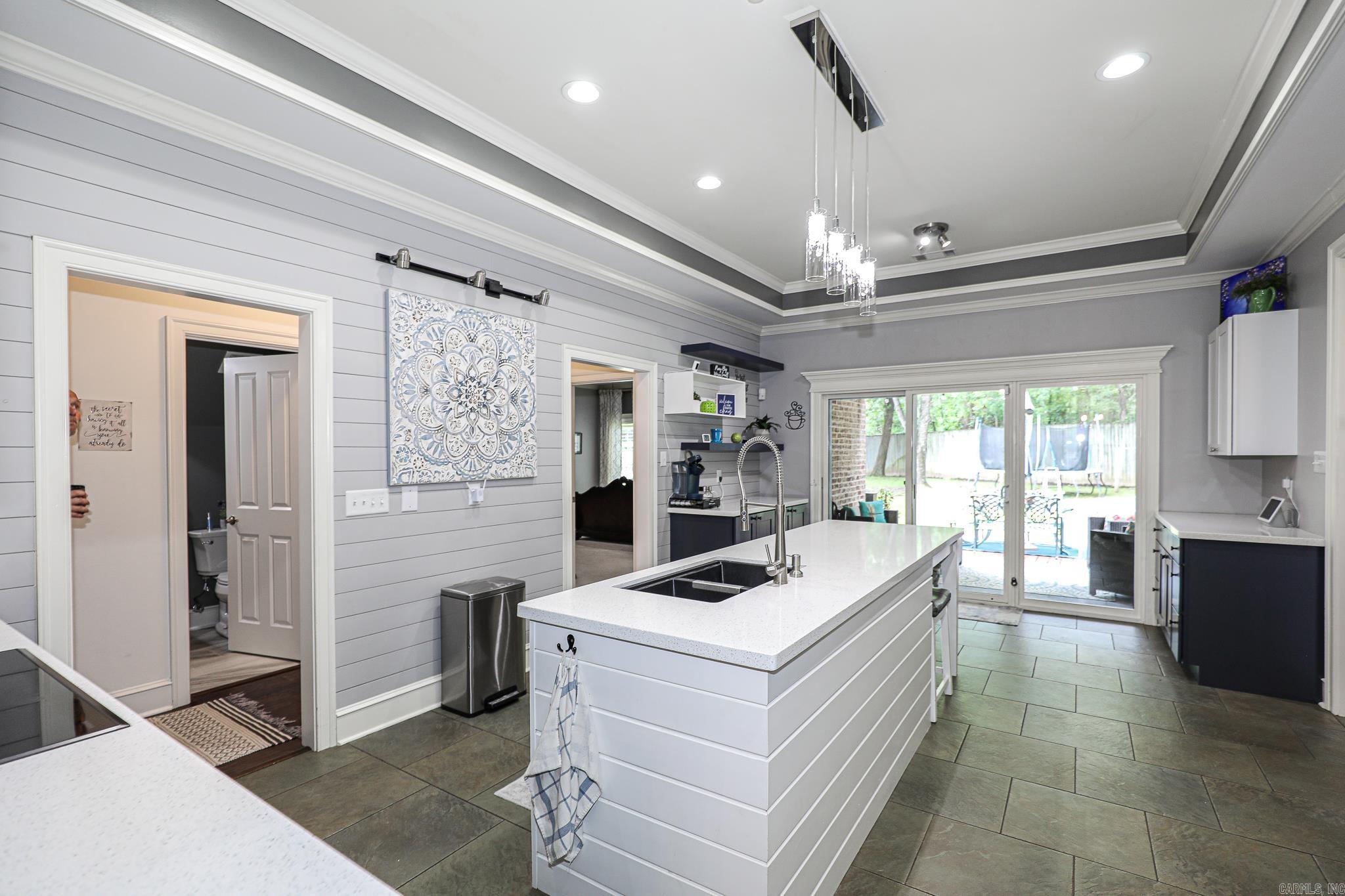 HURRICANE LAKE EST - Residential