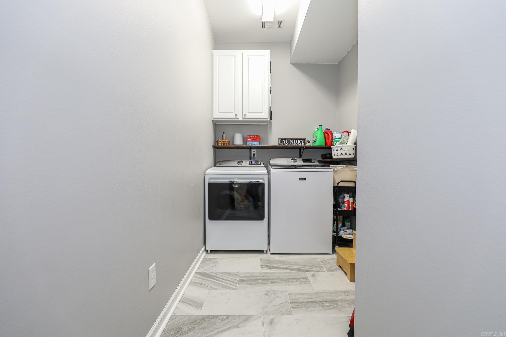 HURRICANE LAKE EST - Residential