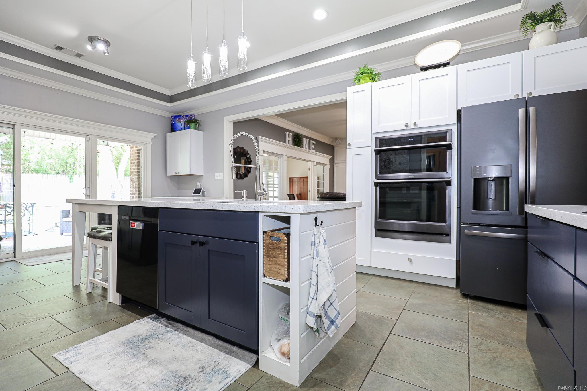 HURRICANE LAKE EST - Residential