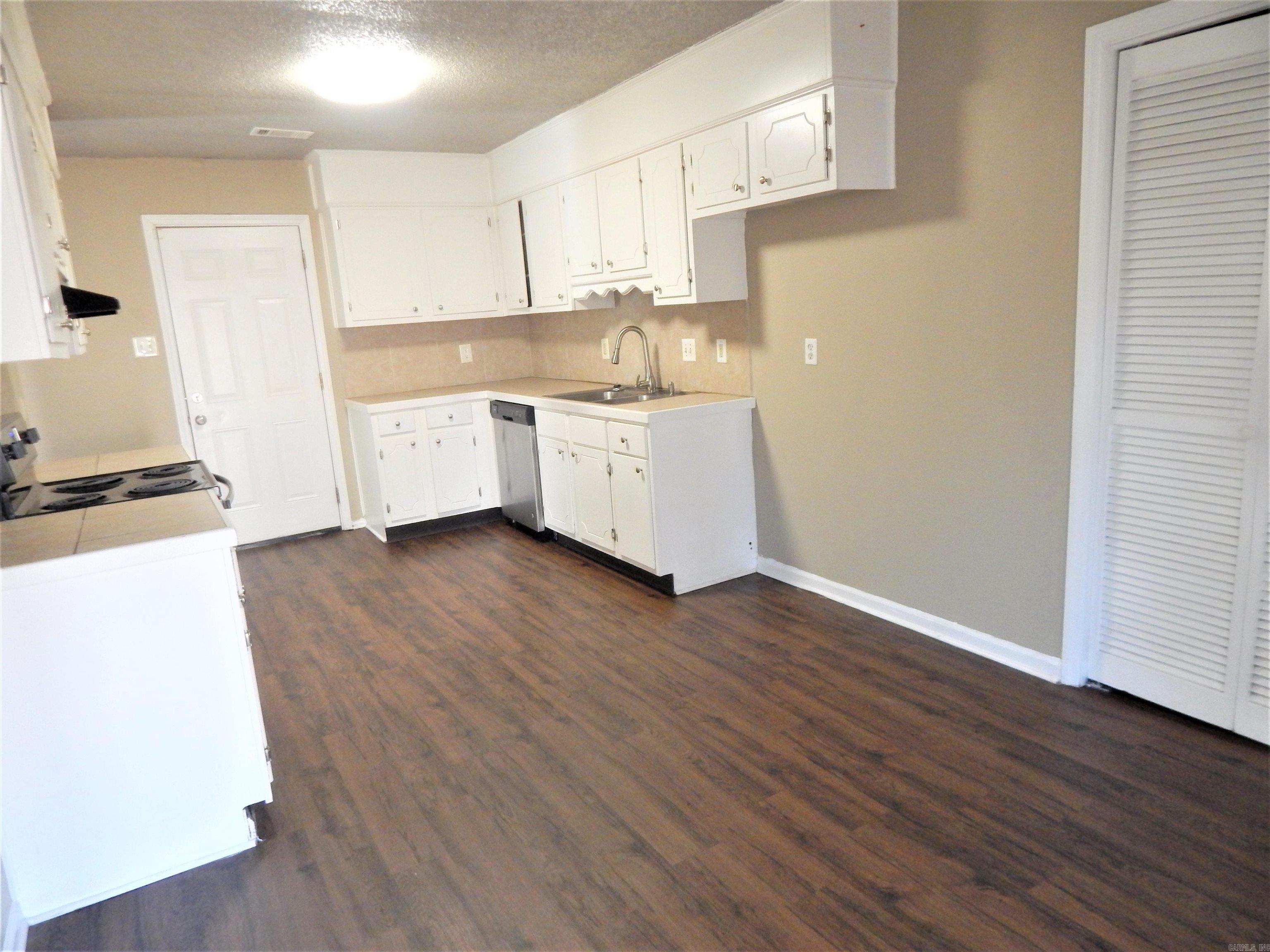 Woodfield - Residential Lease