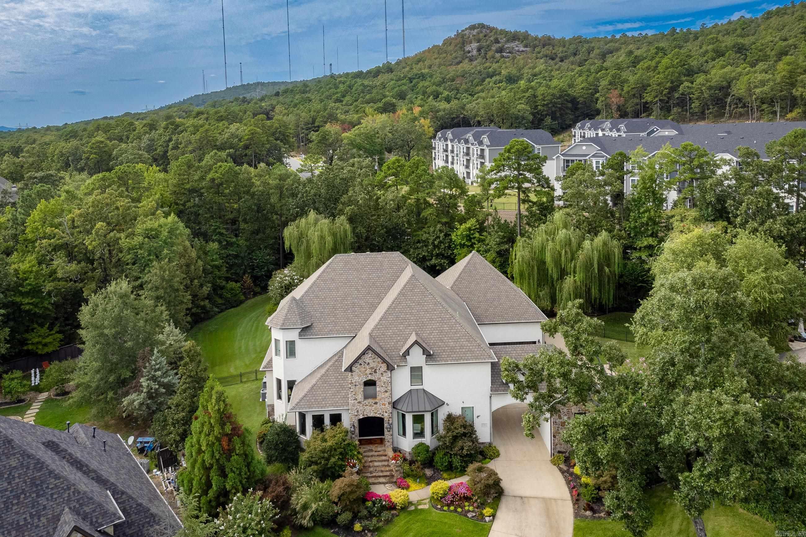 CHENAL VALLEY DEAUVILLE PLACE - Residential