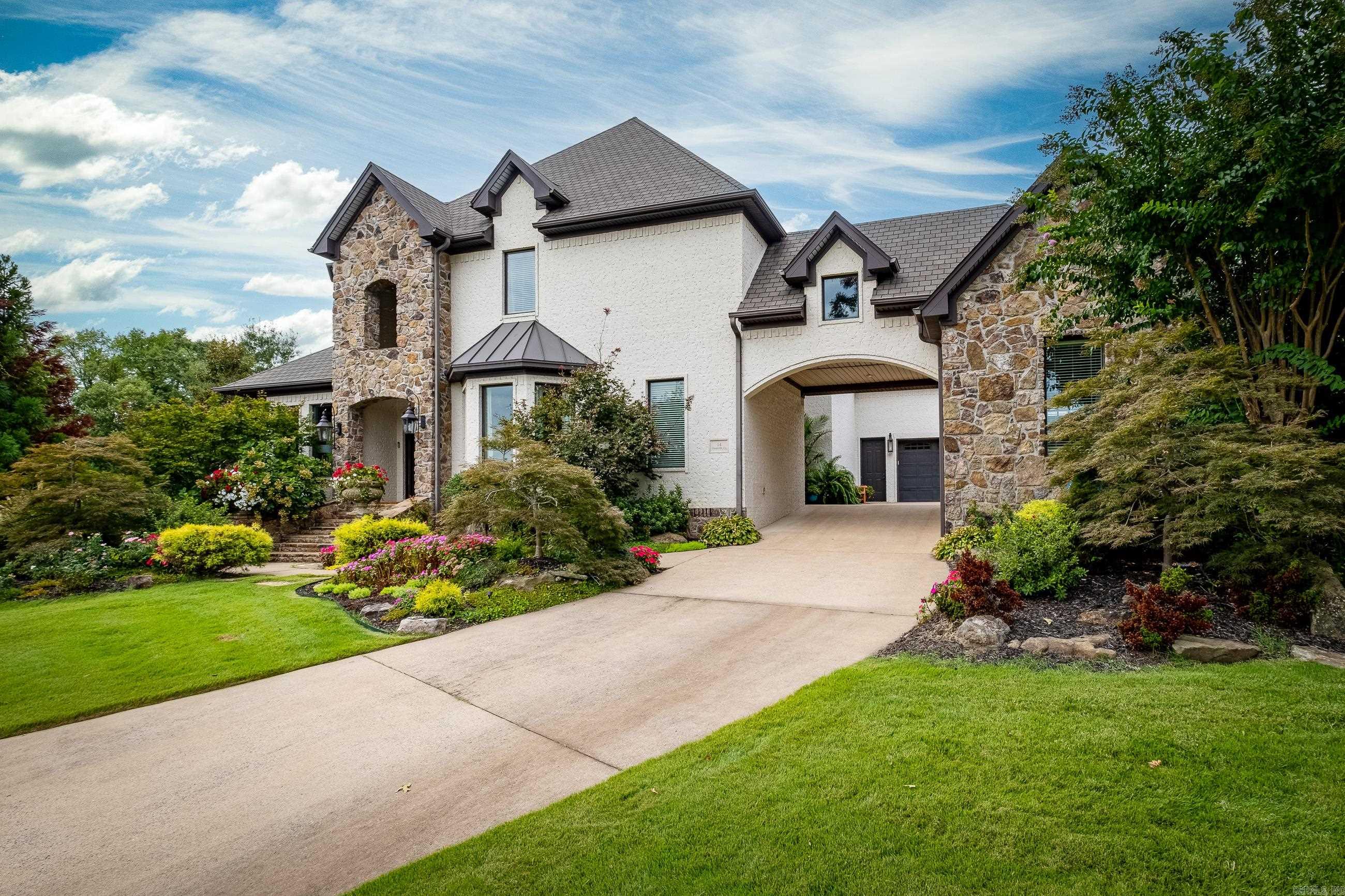 CHENAL VALLEY DEAUVILLE PLACE - Residential