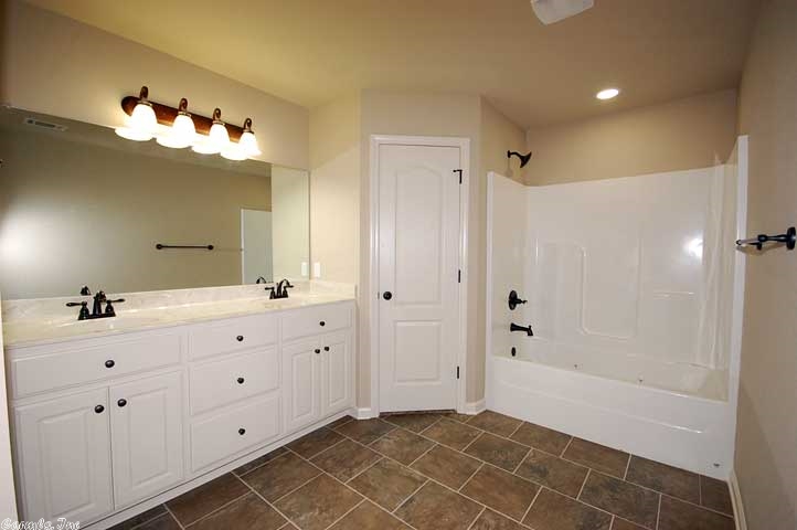 Silver Streak - Residential