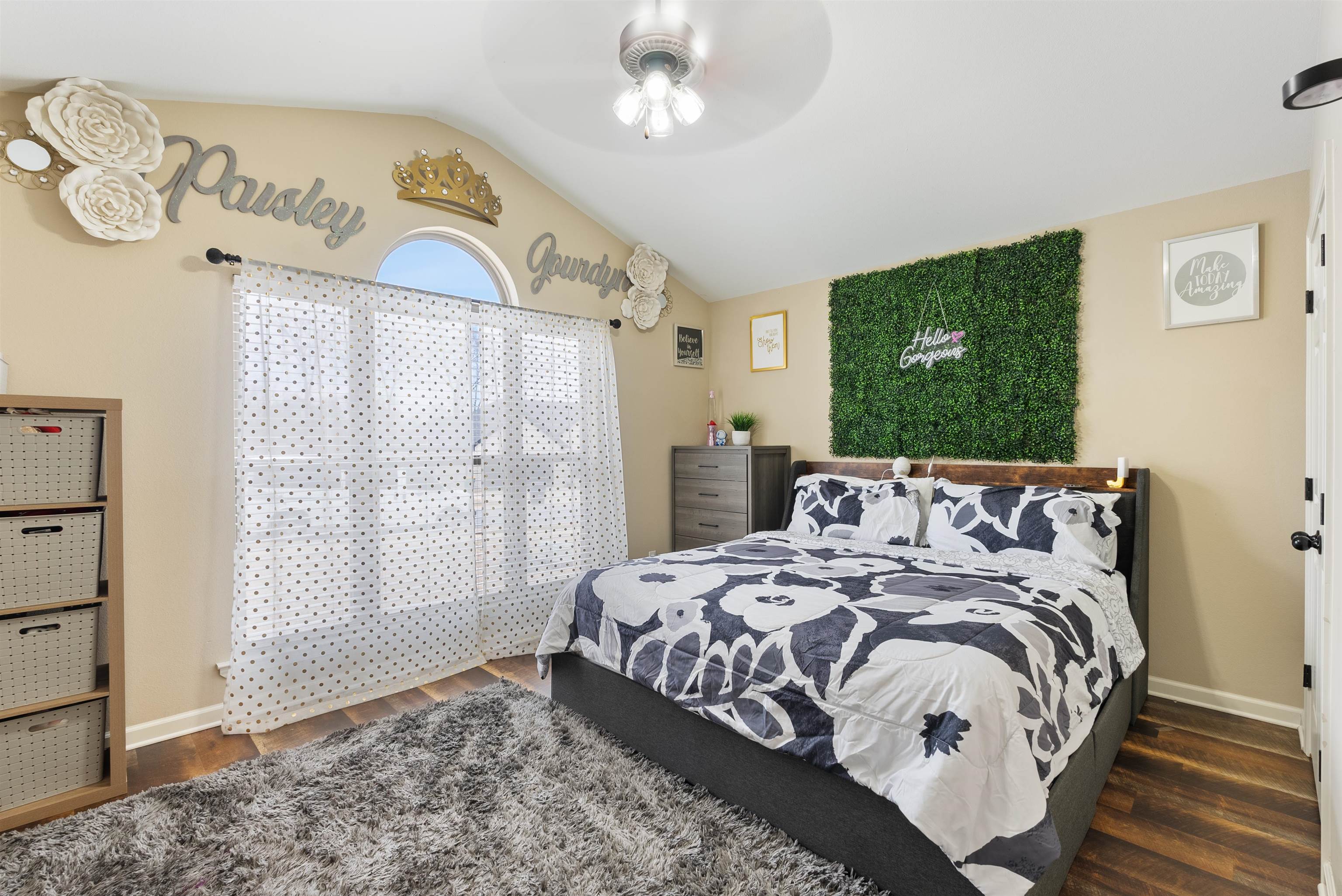 CREEKSIDE ADDN - Residential