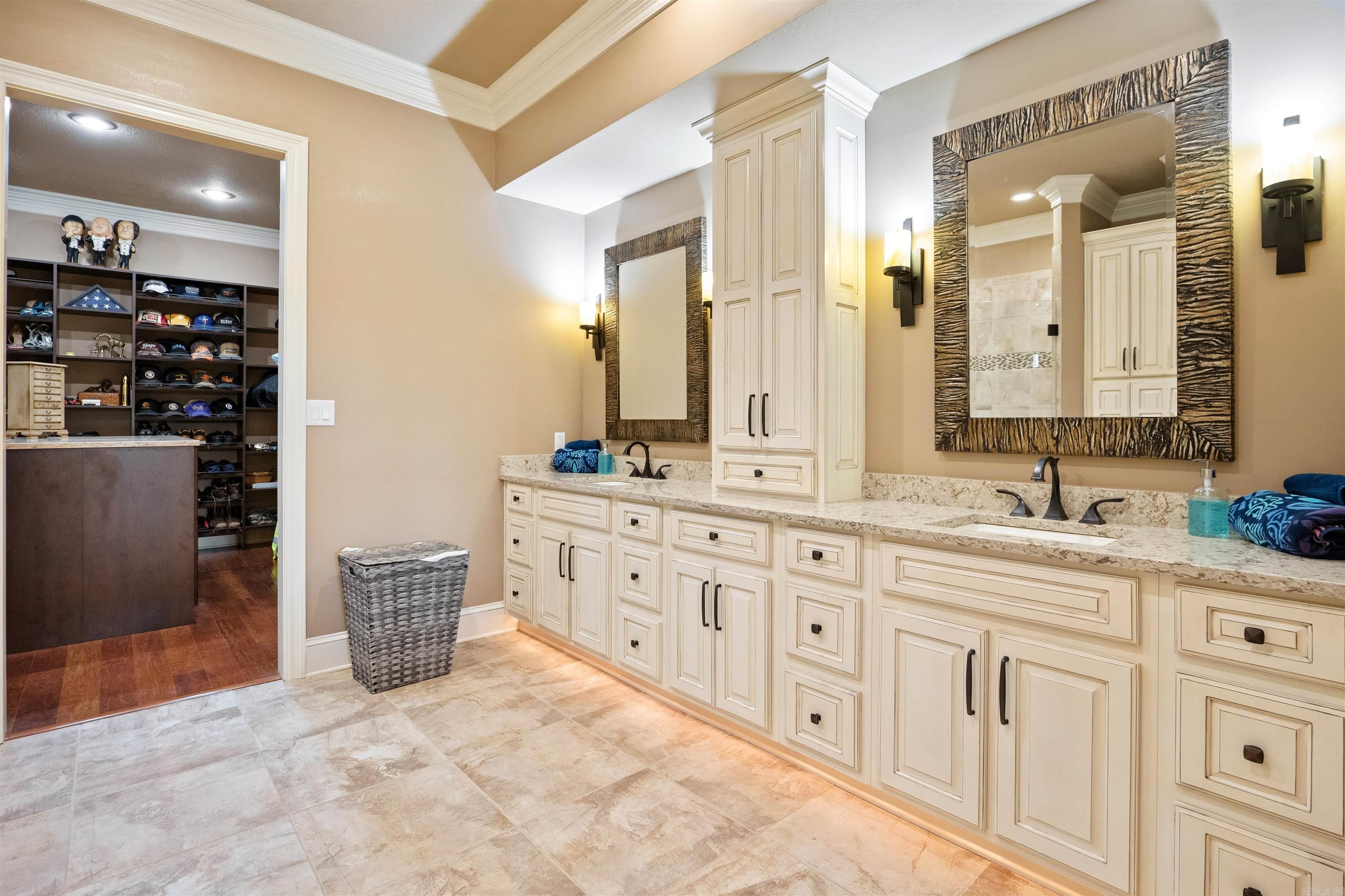 THE VILLAS AT SAGE - Residential