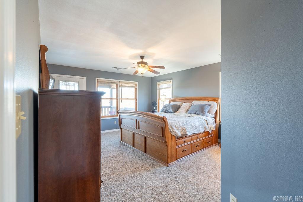 WHISPERING SPRINGS - Residential