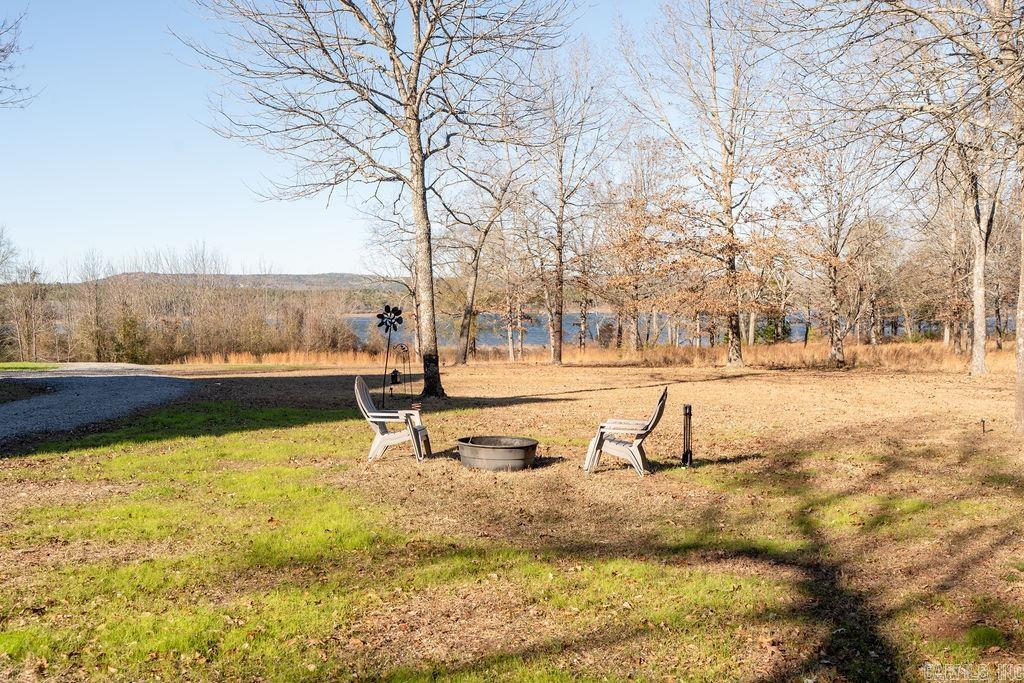 WHISPERING SPRINGS - Residential