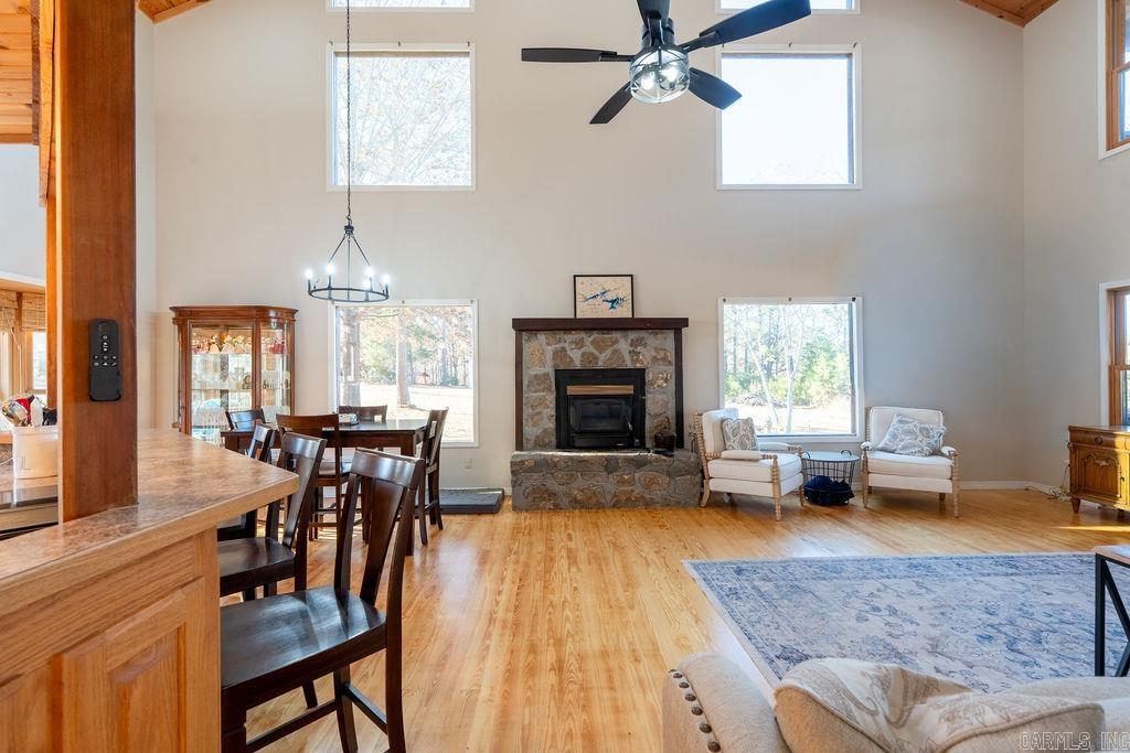 WHISPERING SPRINGS - Residential