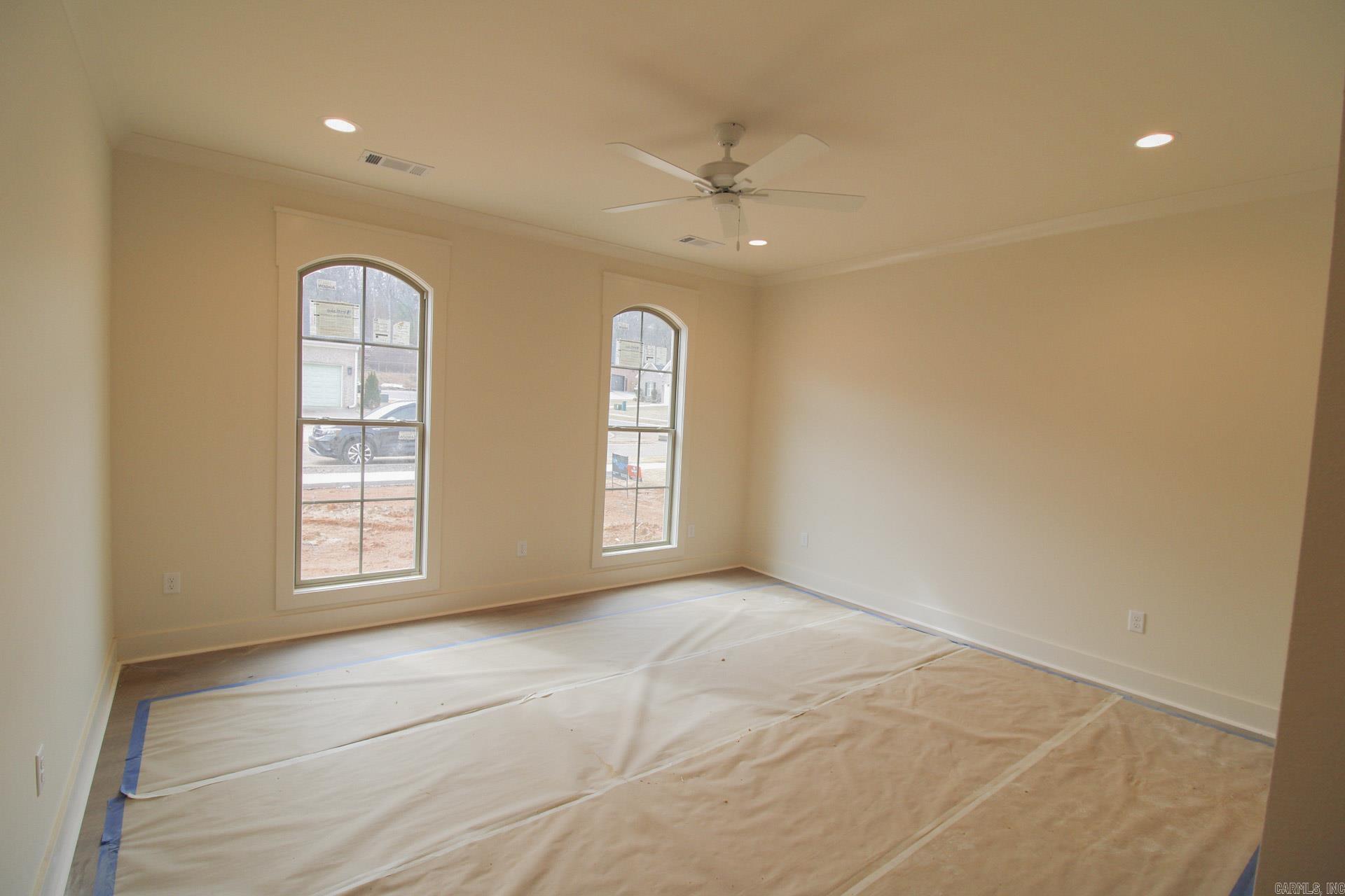 ROBYNMAR - Residential