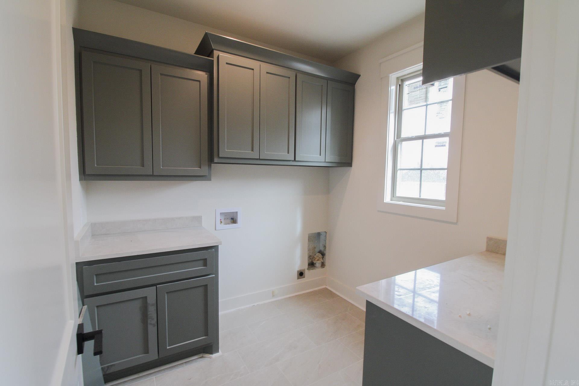 ROBYNMAR - Residential