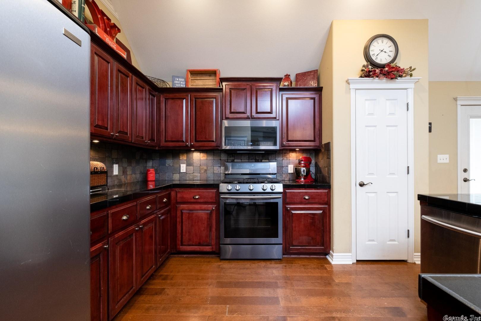 PLEASANTWOOD ADDN - Residential