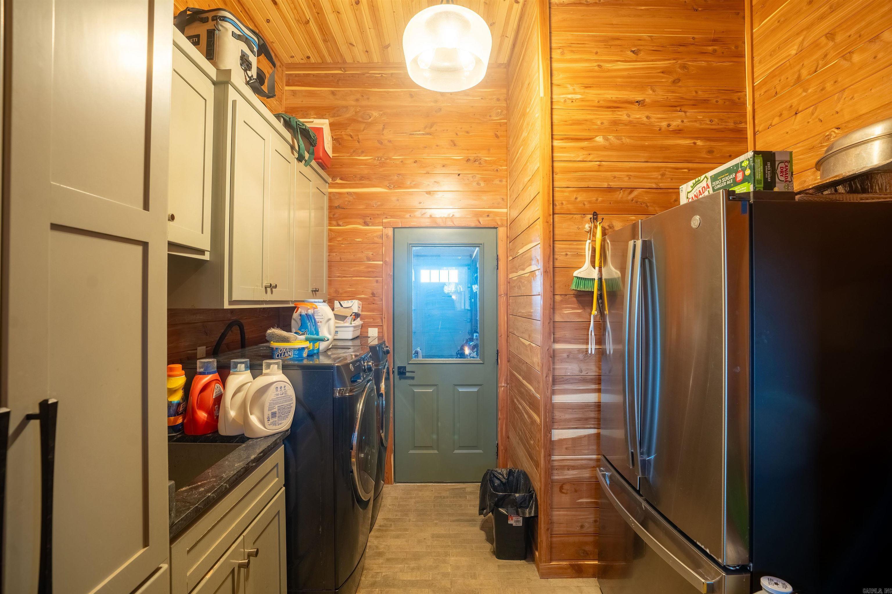 Donelle Estates - Residential