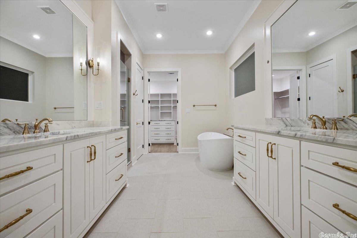 CHENAL VALLEY CORLAY COURT - Residential